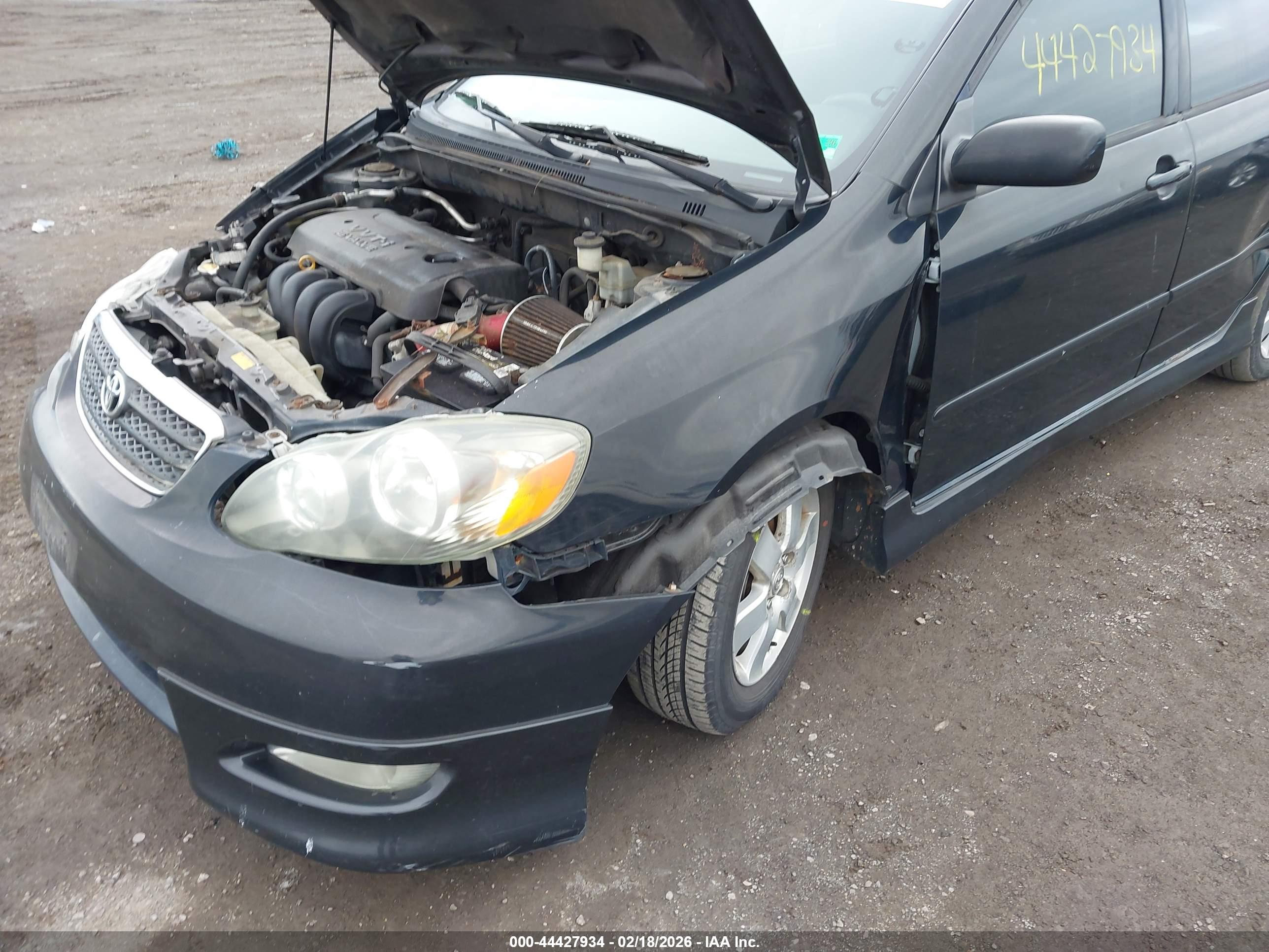 TOYOTA COROLLA image 6