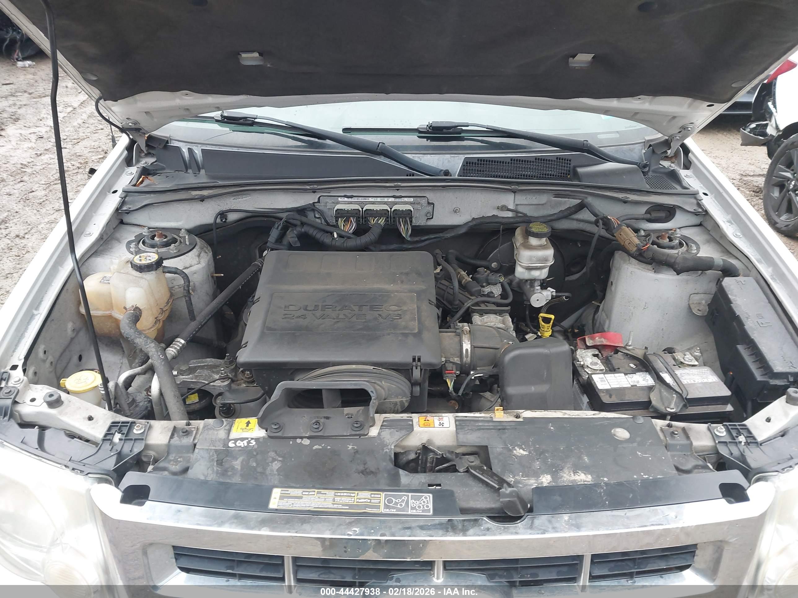 FORD ESCAPE image 10