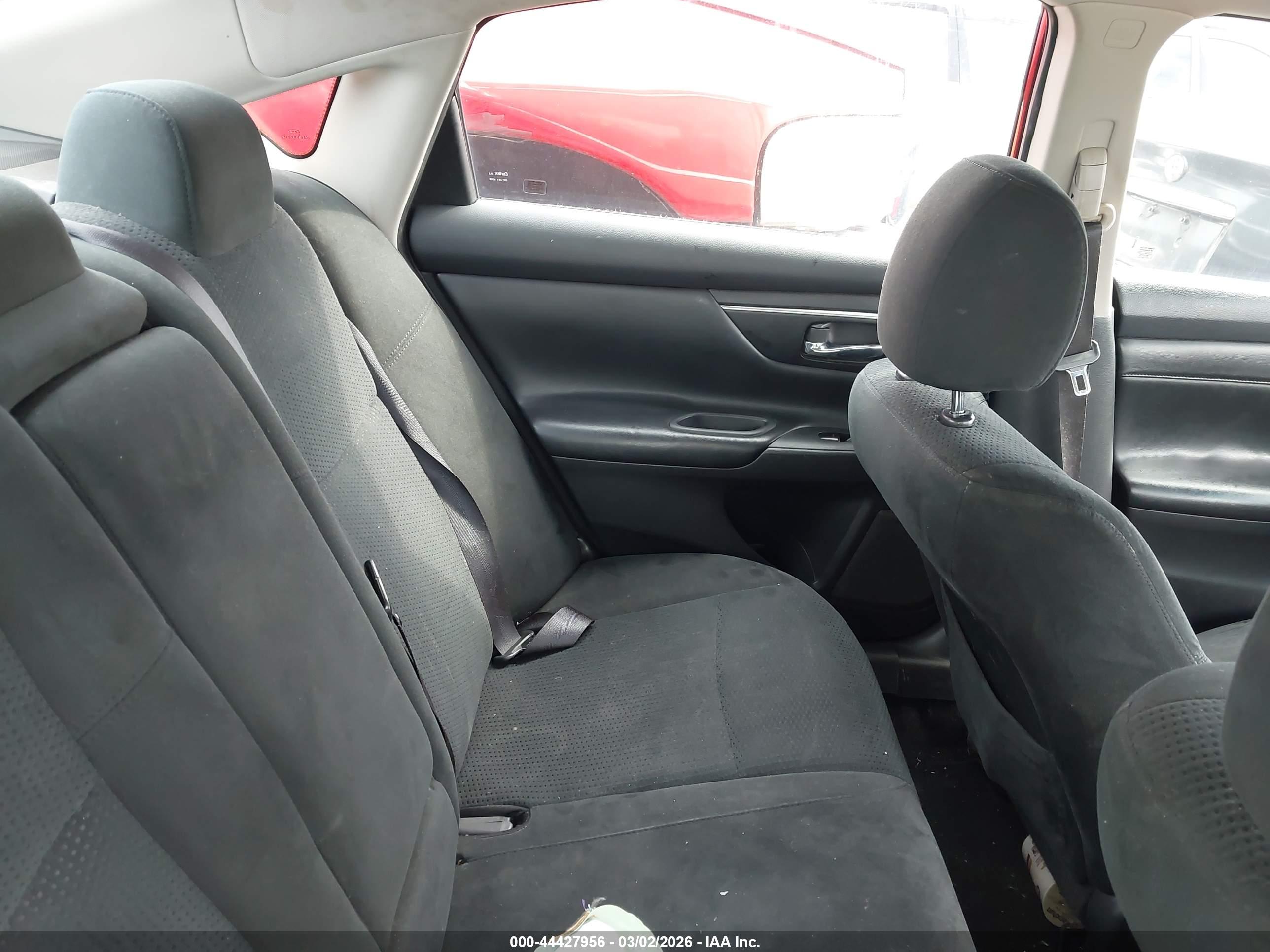 NISSAN ALTIMA image 8