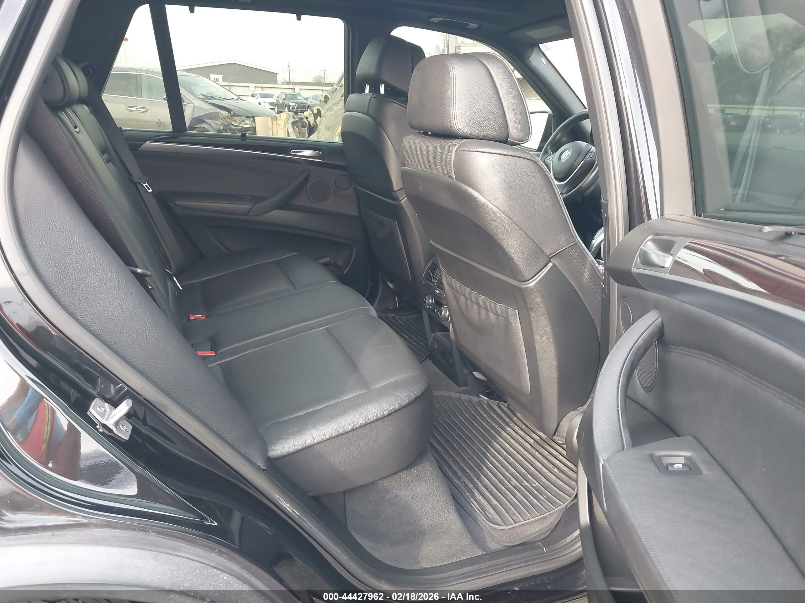 BMW X5 image 8
