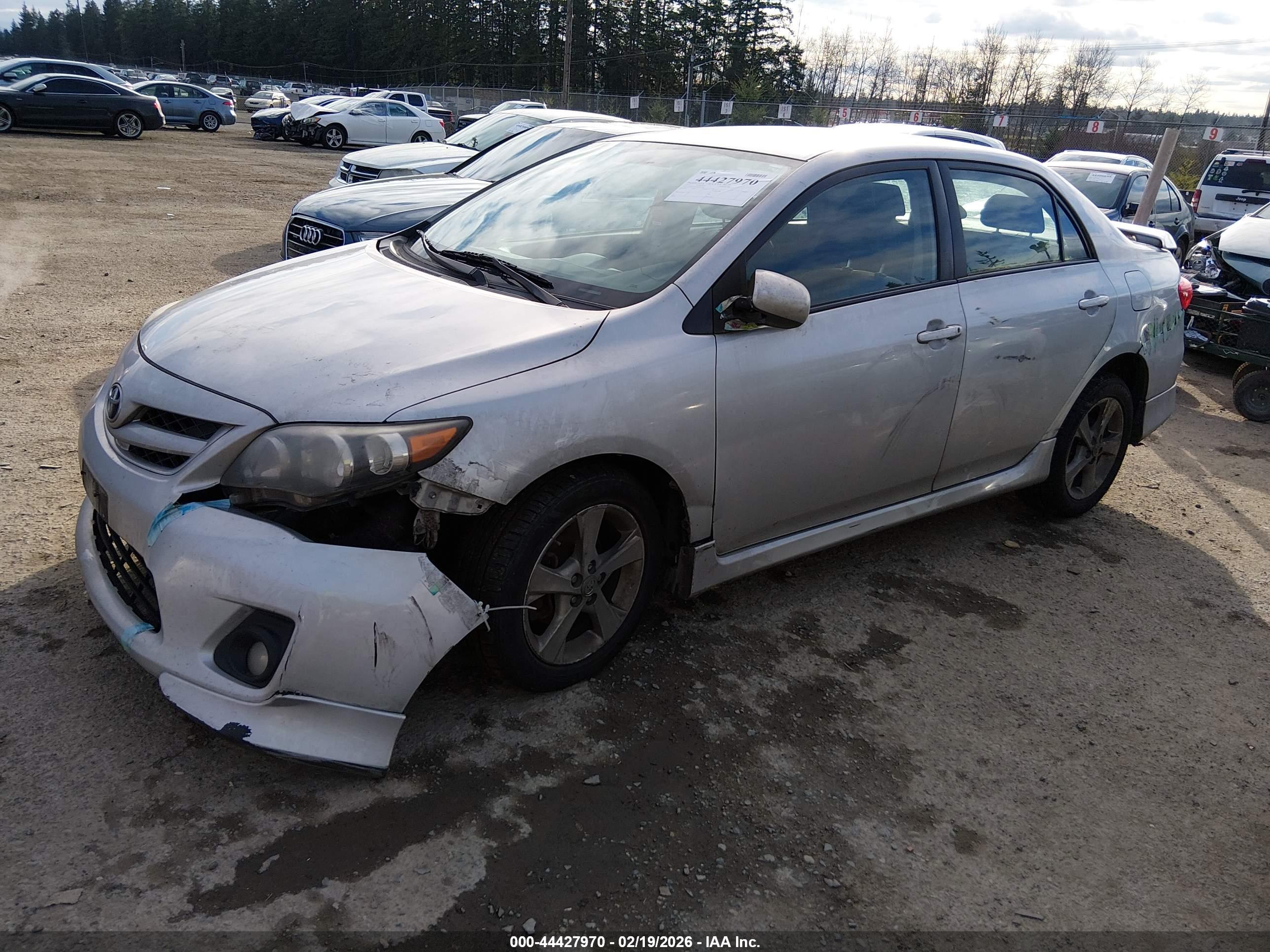 TOYOTA COROLLA image 2