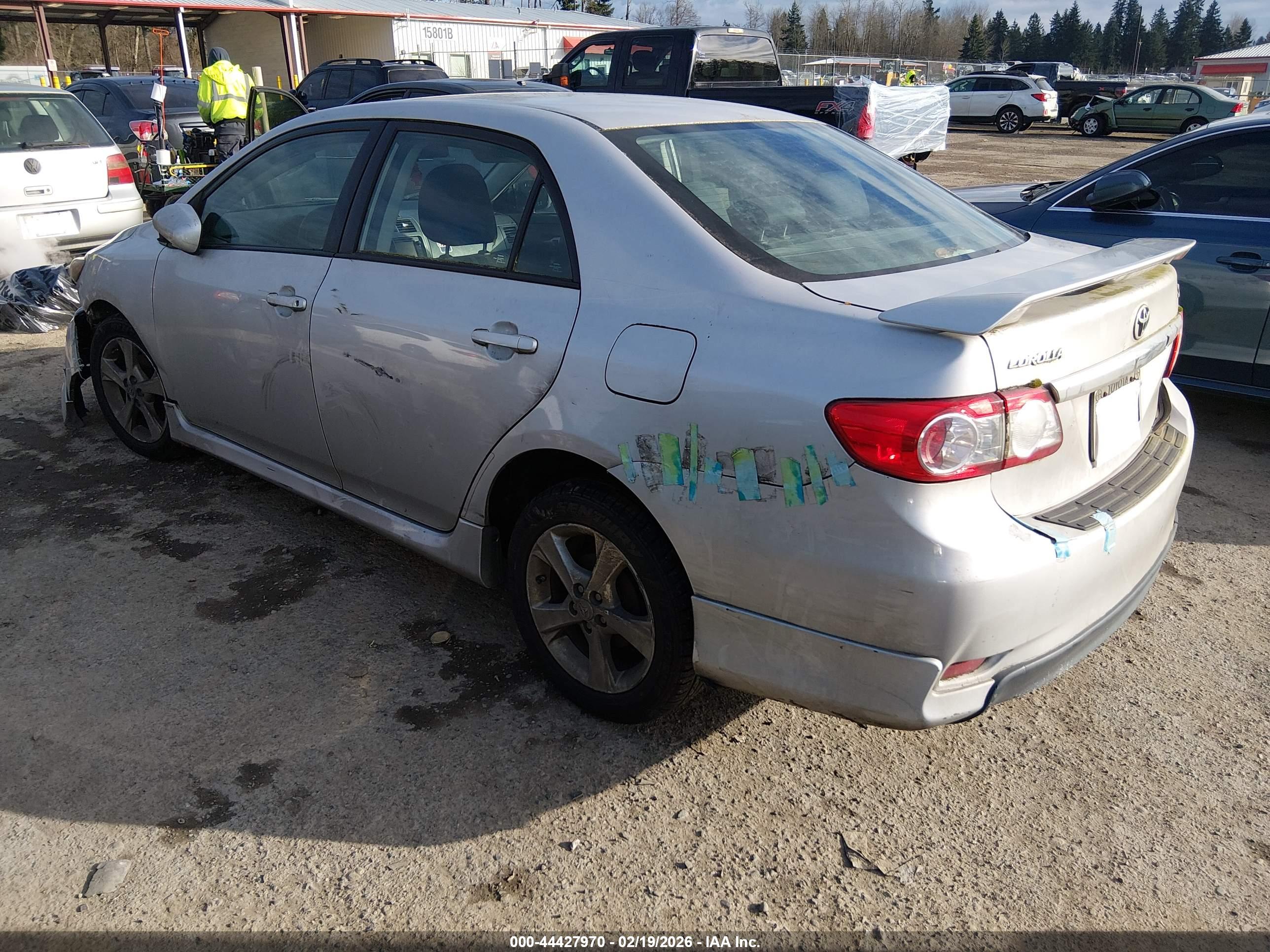 TOYOTA COROLLA image 3
