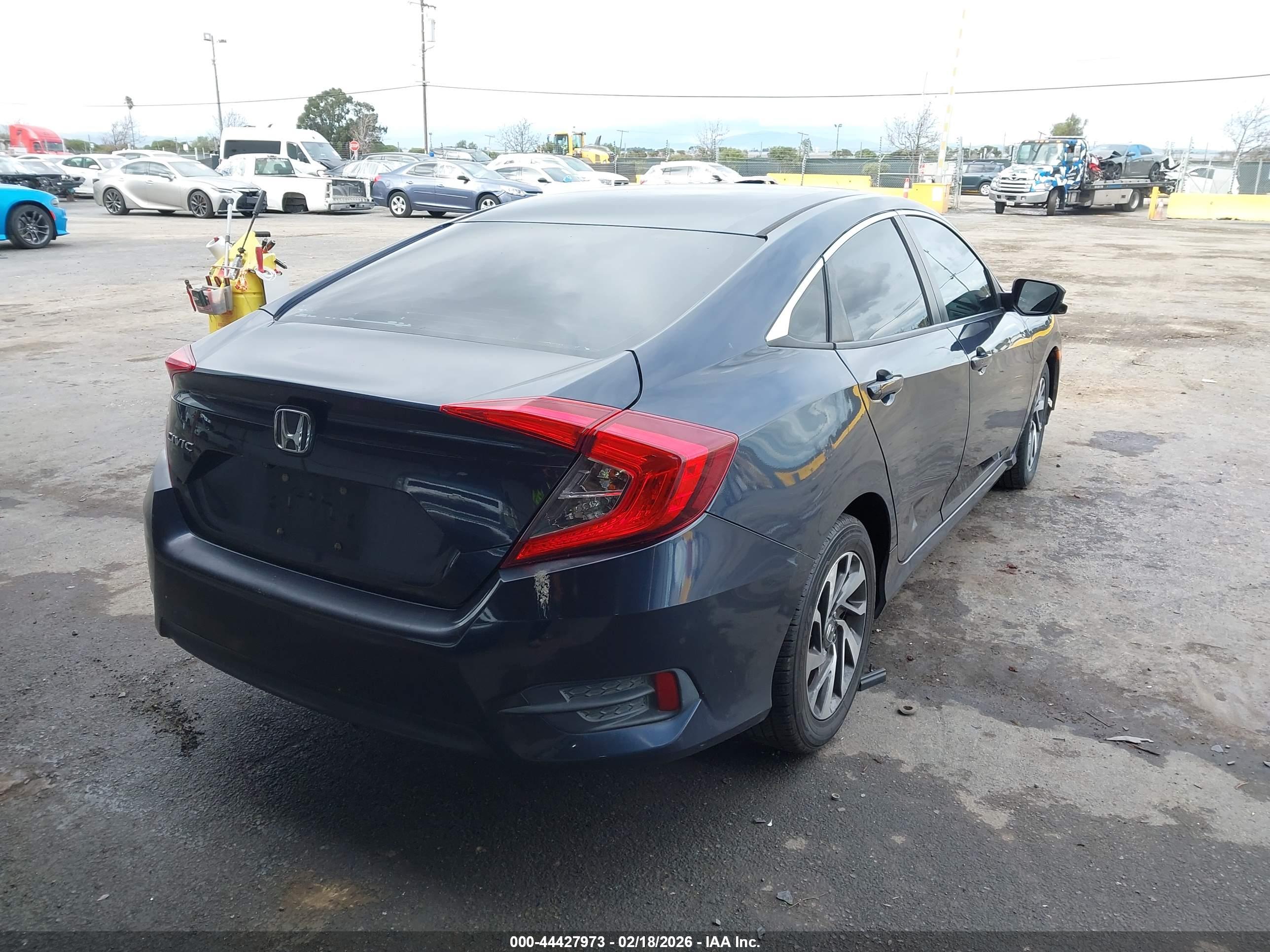 HONDA CIVIC image 4