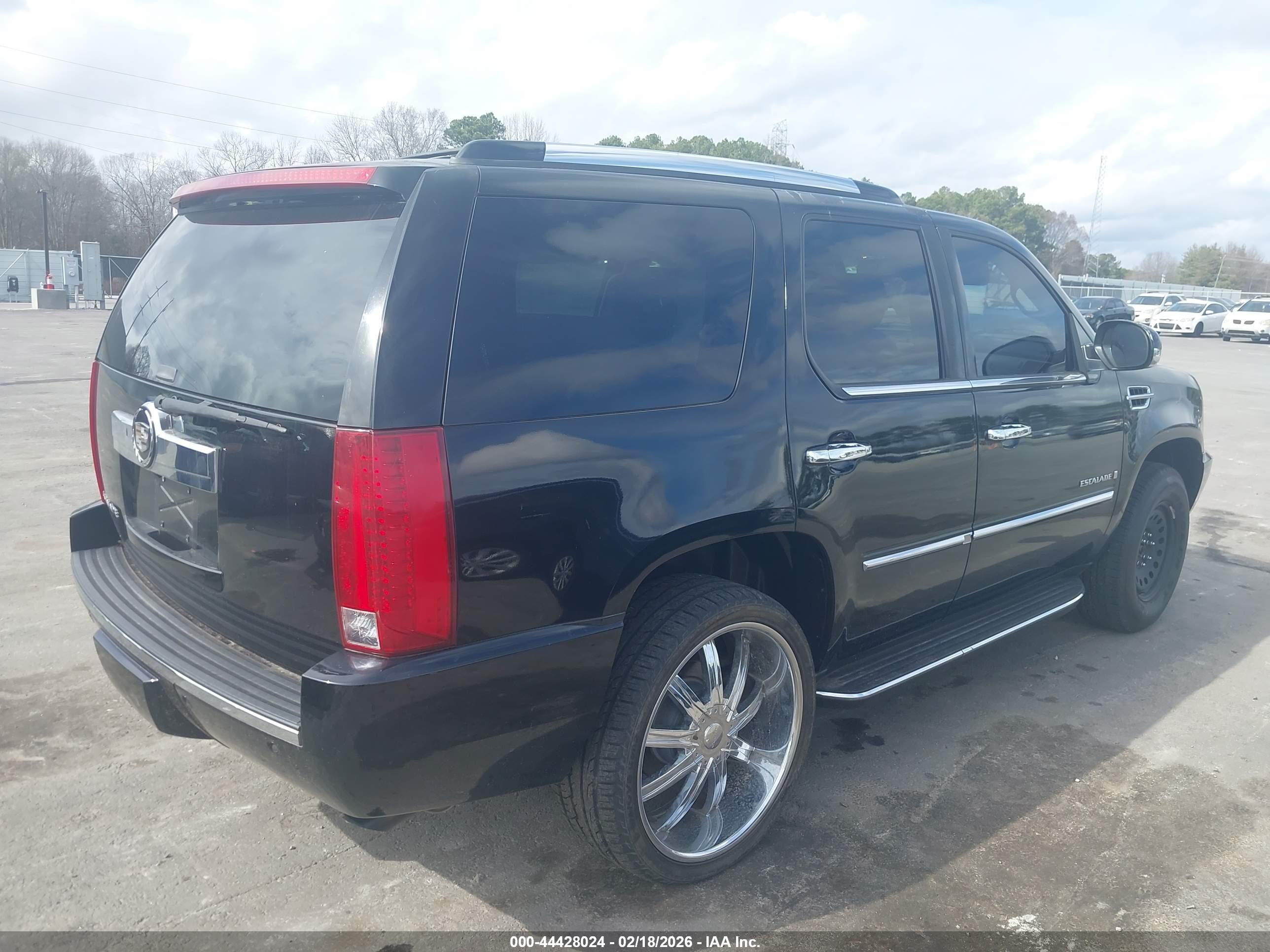 CADILLAC ESCALADE image 4