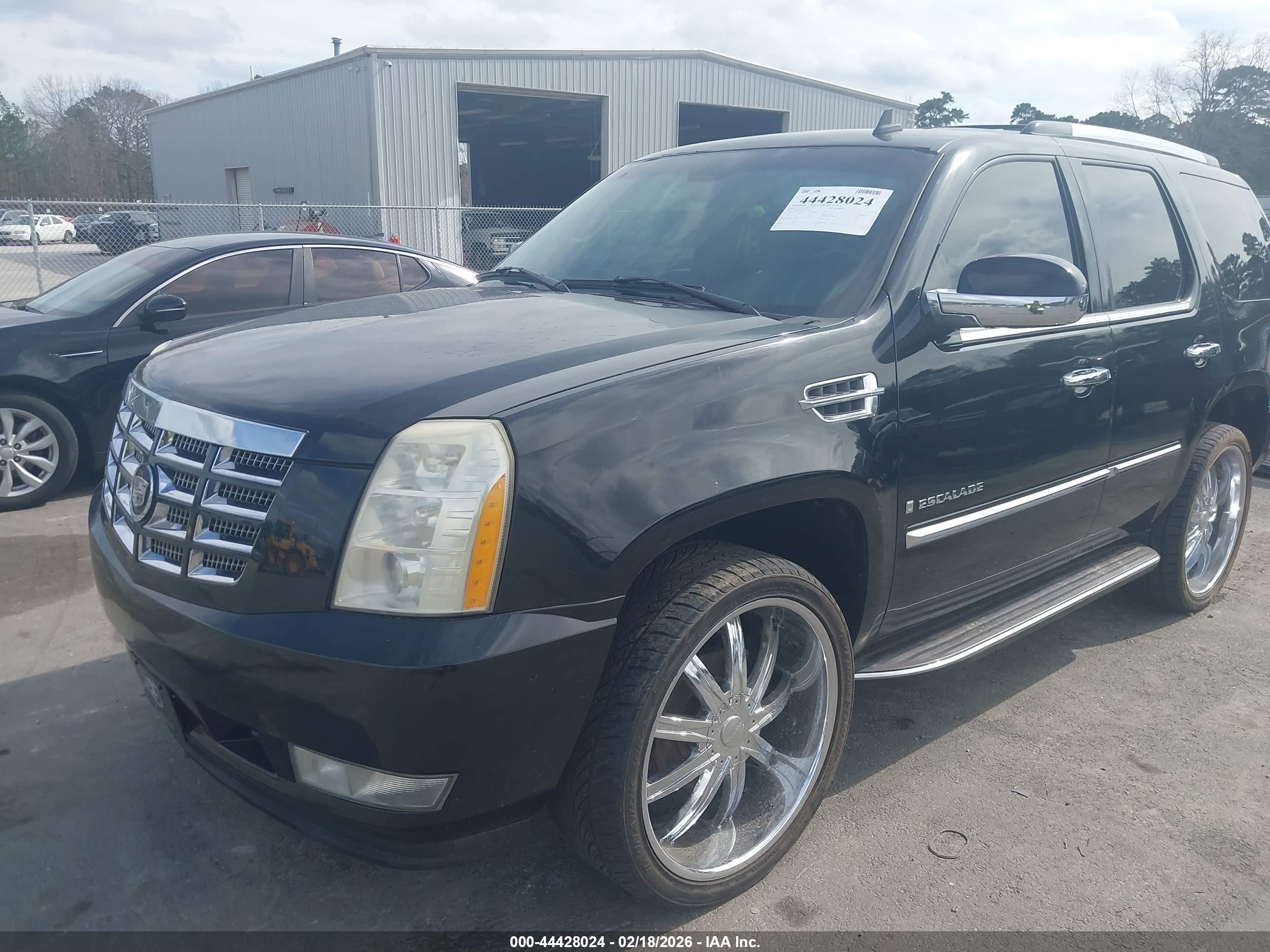 CADILLAC ESCALADE image 6