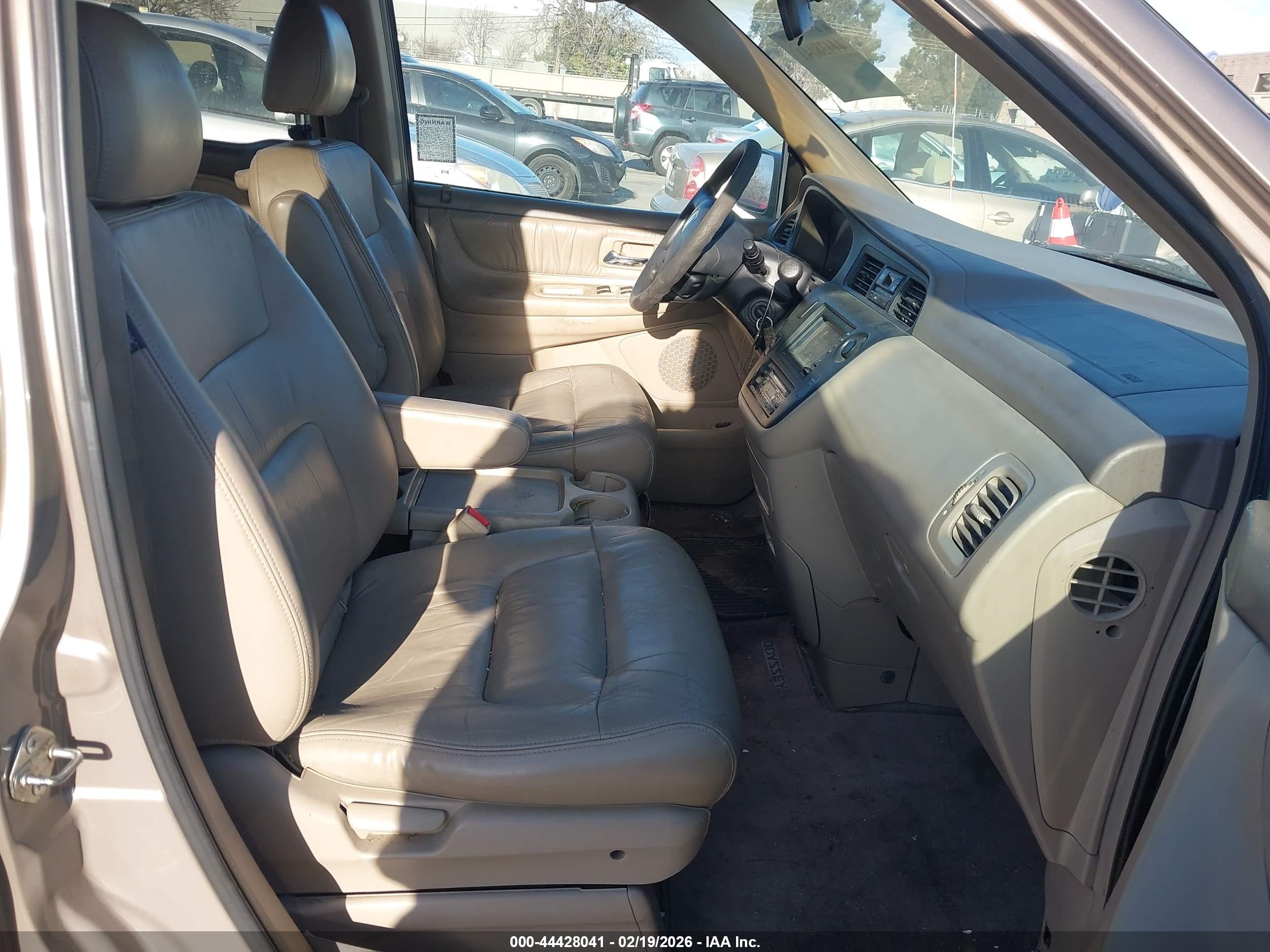 HONDA ODYSSEY image 8