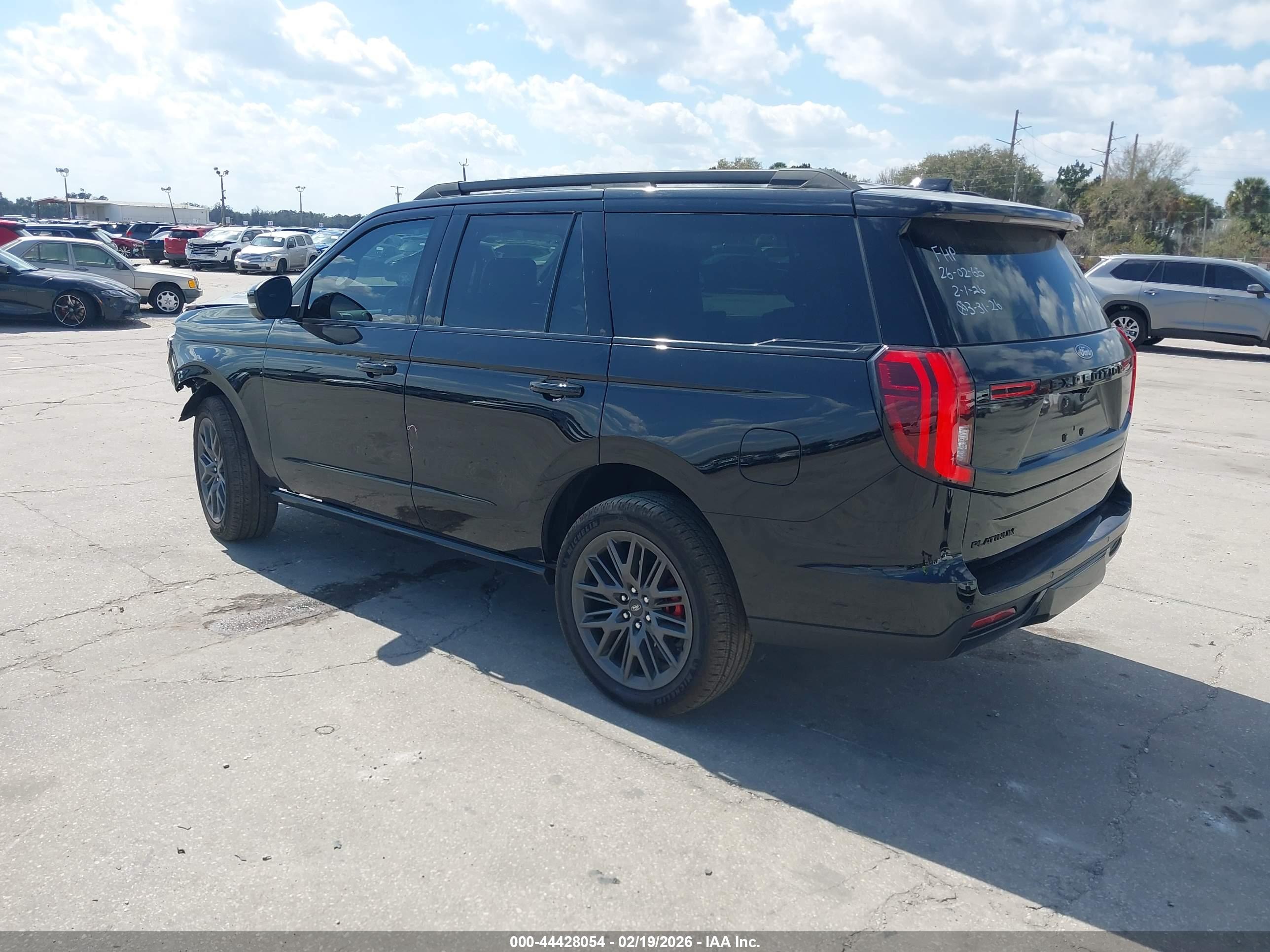 FORD EXPEDITION image 3