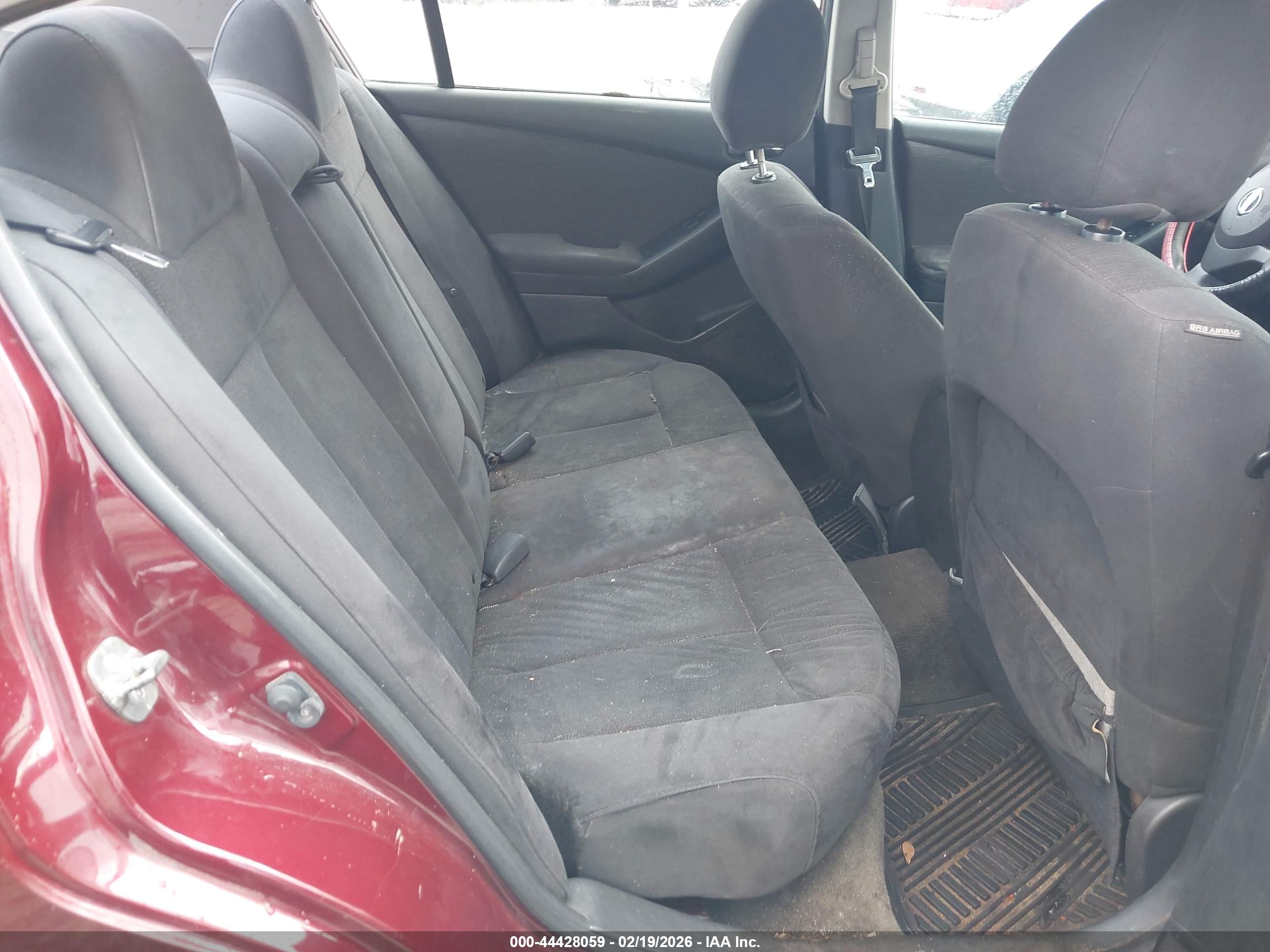 NISSAN ALTIMA image 8