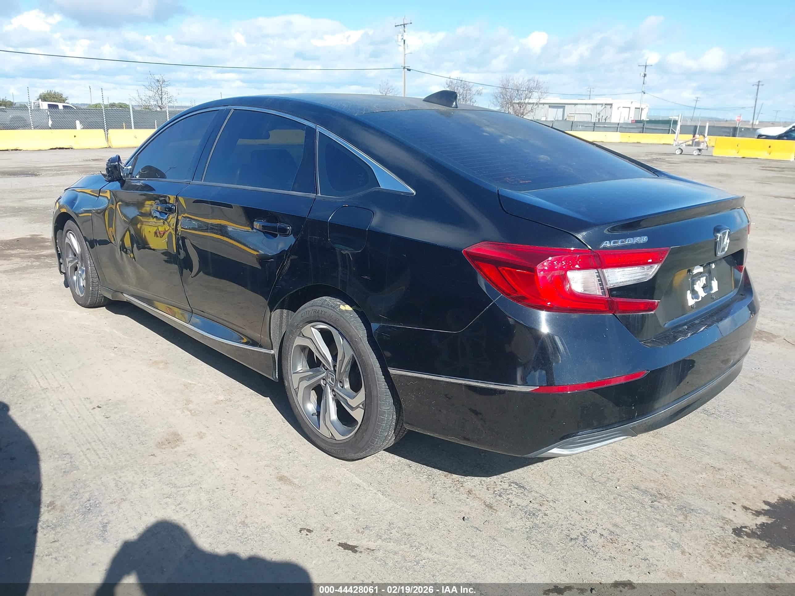 HONDA ACCORD image 3
