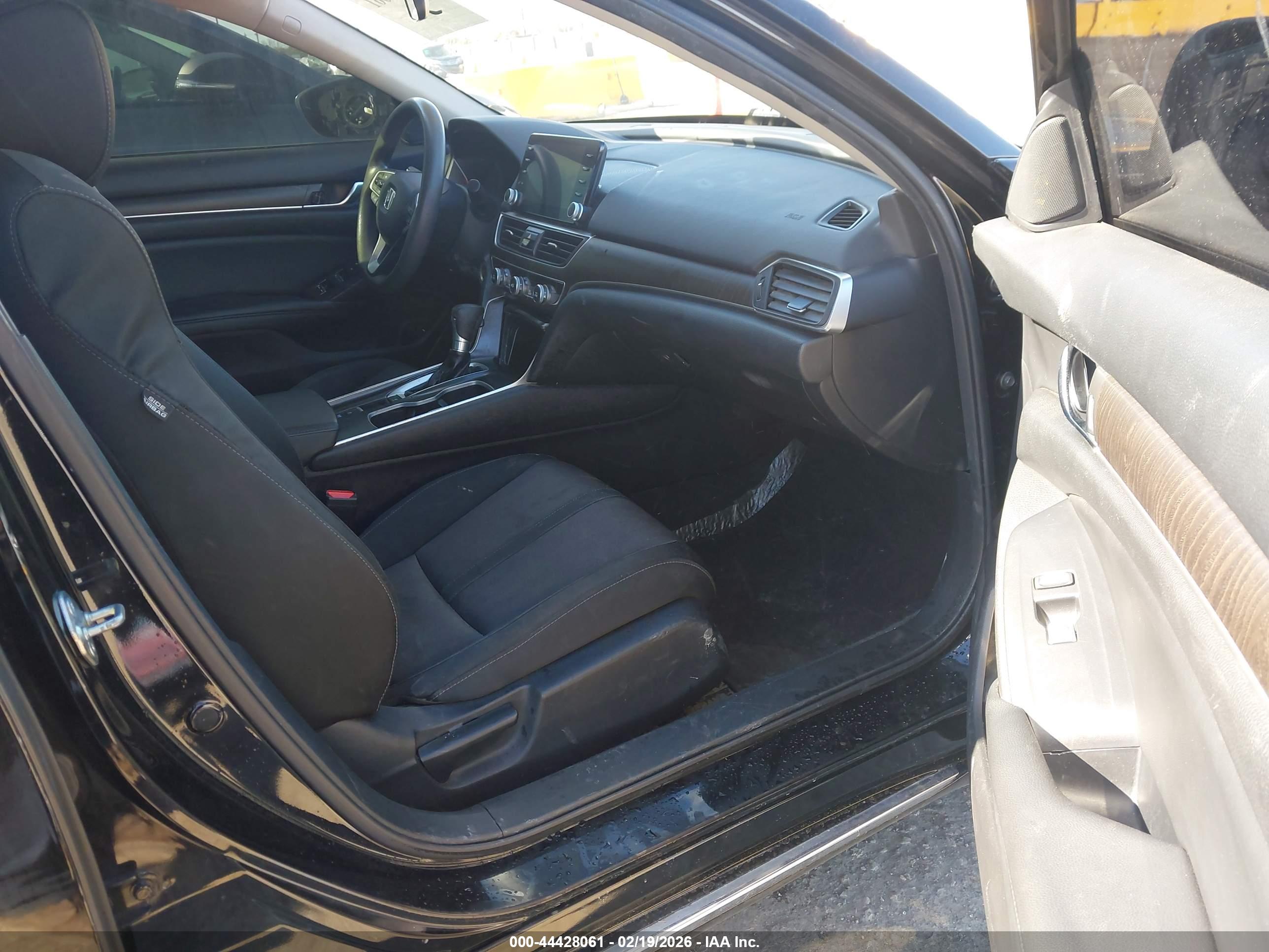 HONDA ACCORD image 5