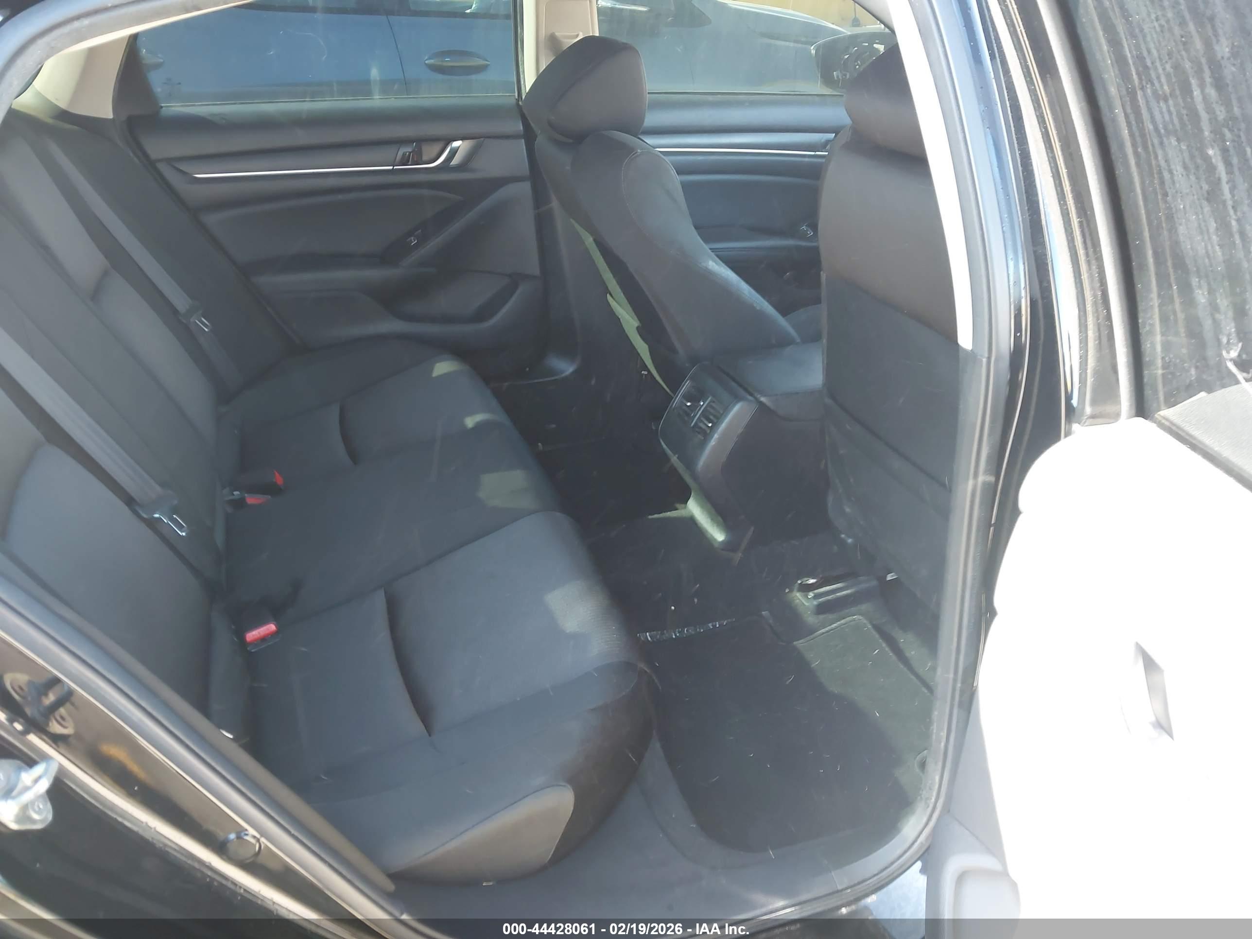 HONDA ACCORD image 8
