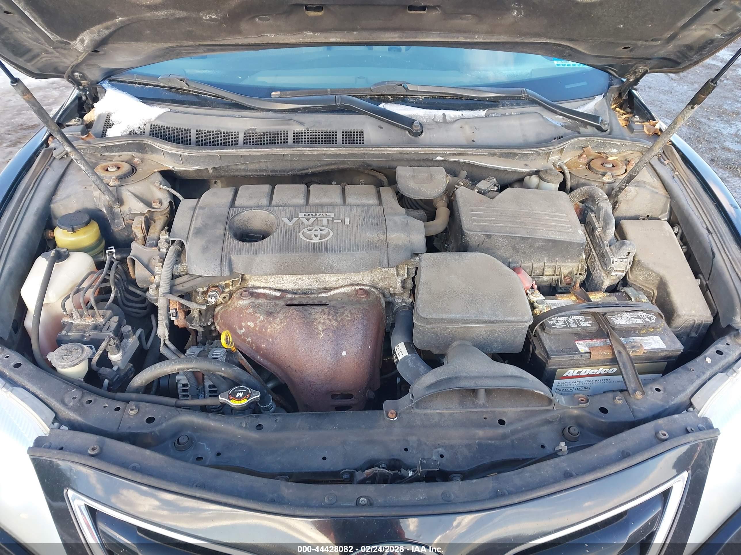 TOYOTA CAMRY image 10
