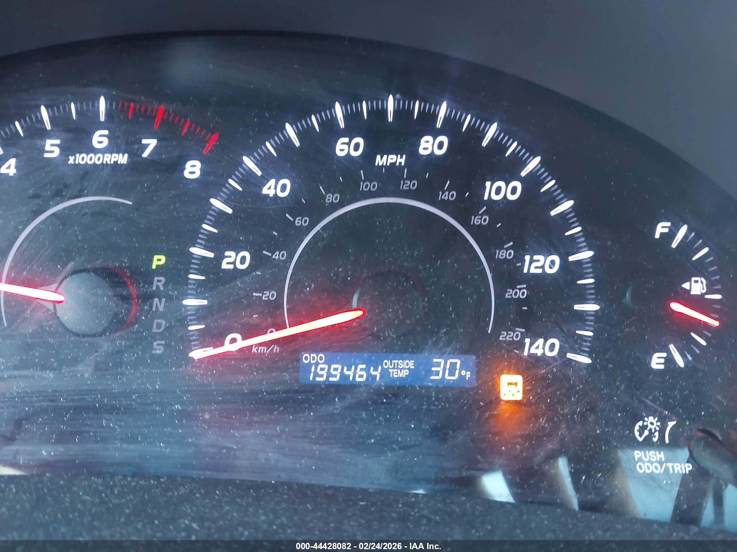 TOYOTA CAMRY image 7