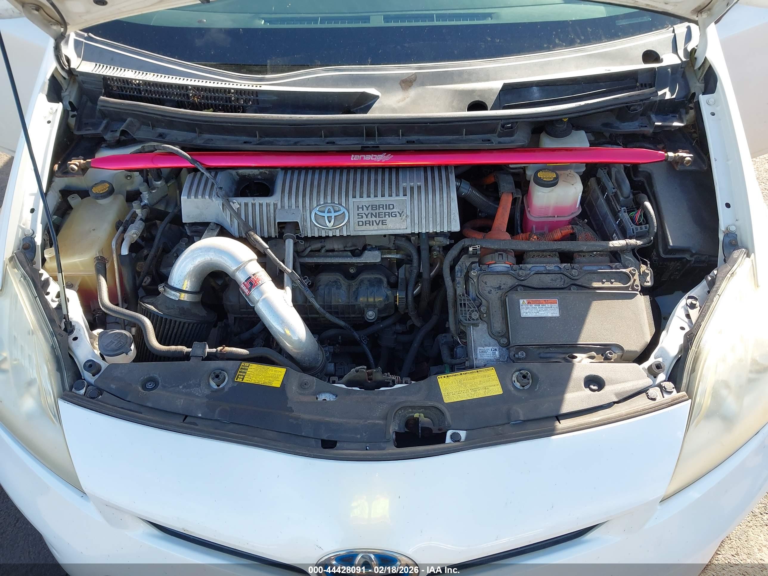 TOYOTA PRIUS image 10