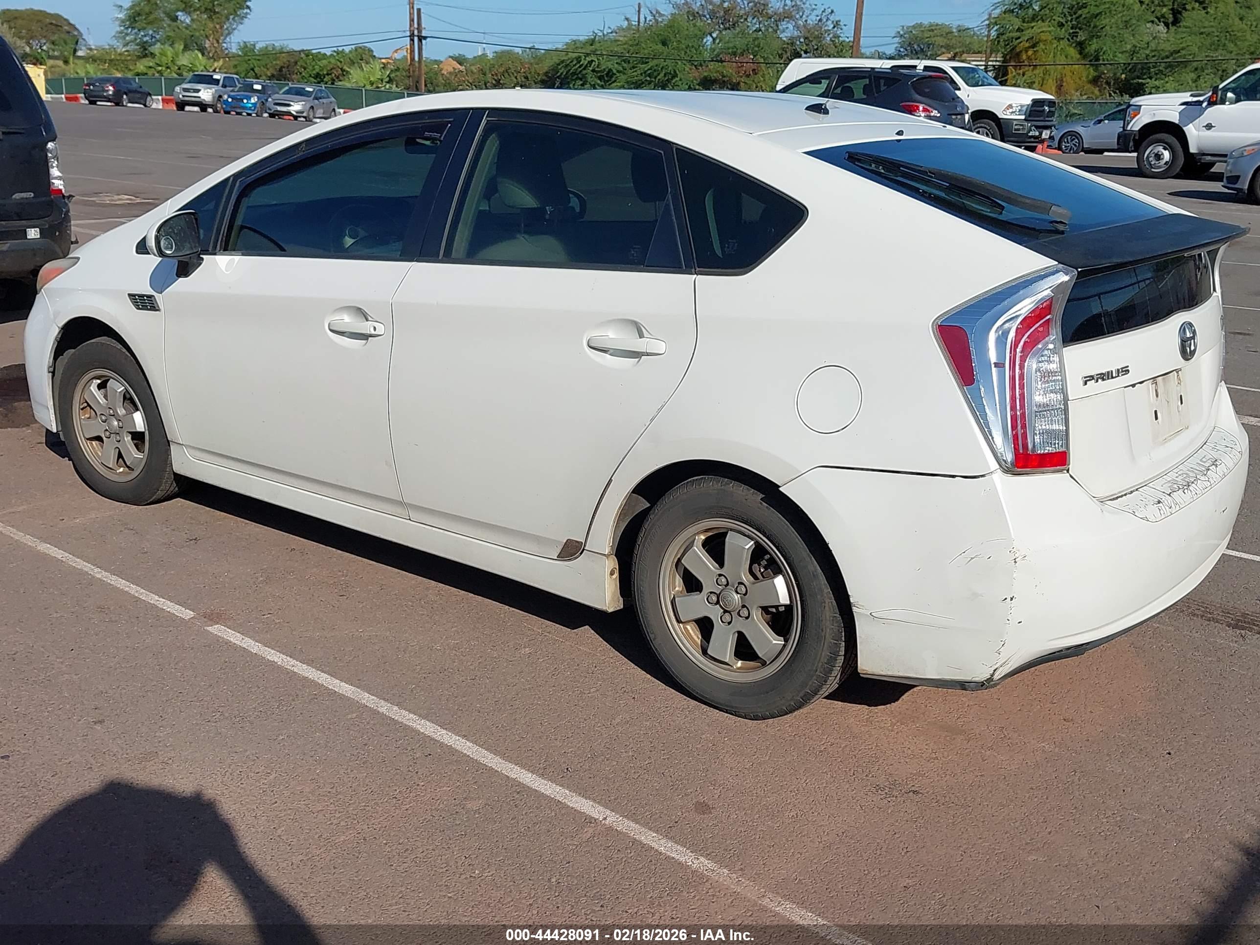 TOYOTA PRIUS image 3