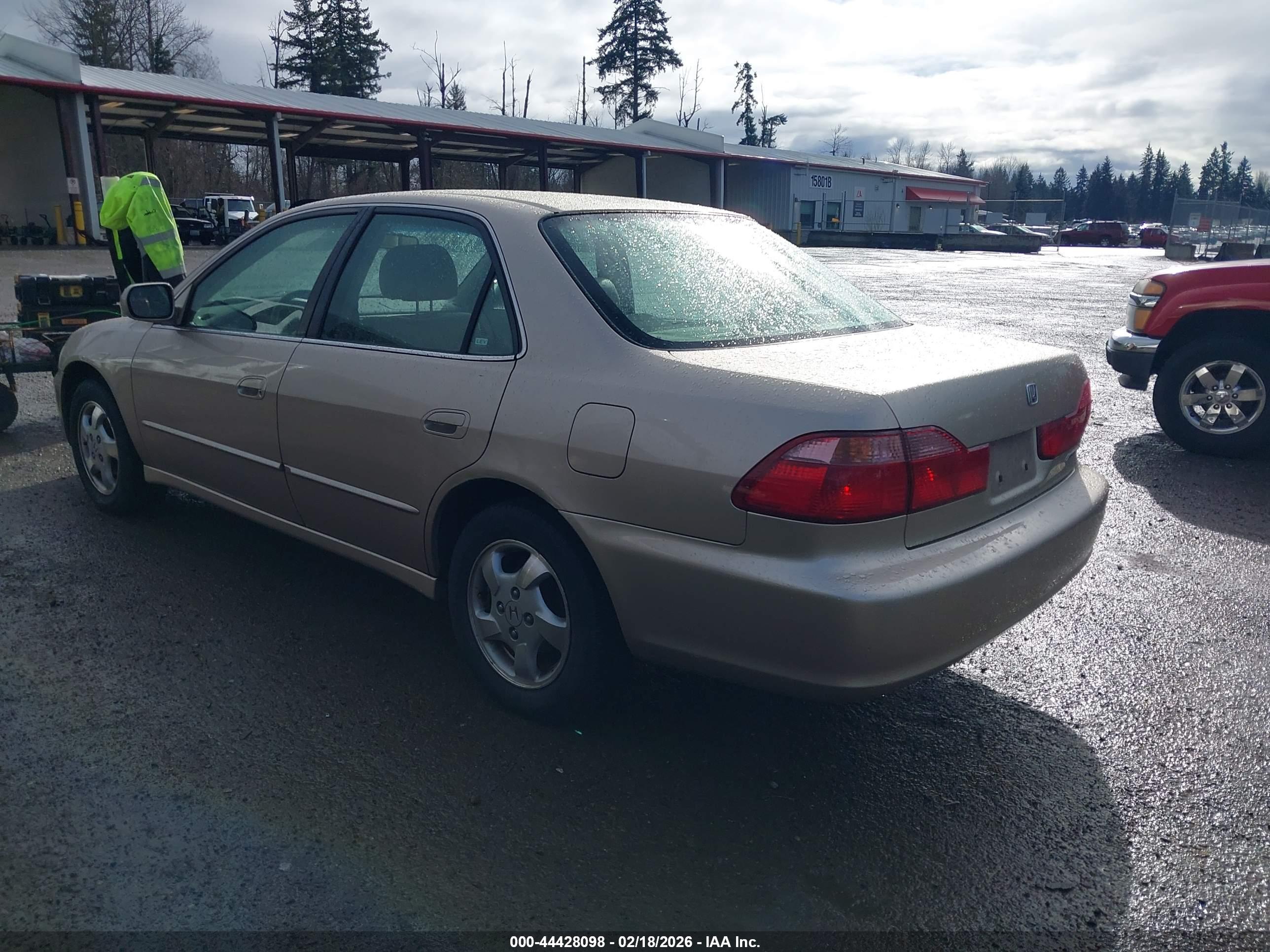 HONDA ACCORD image 3