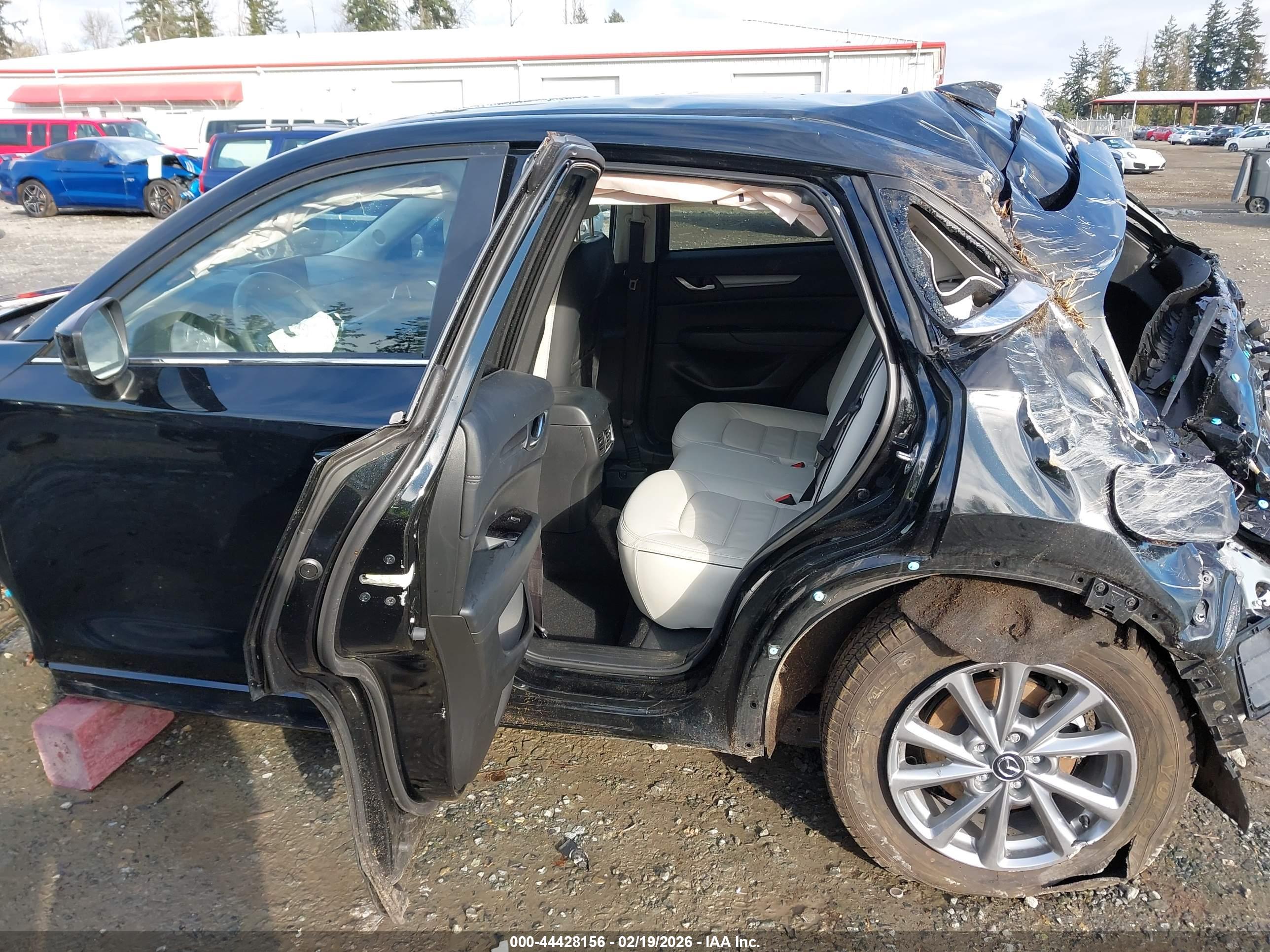 MAZDA CX-5 image 8