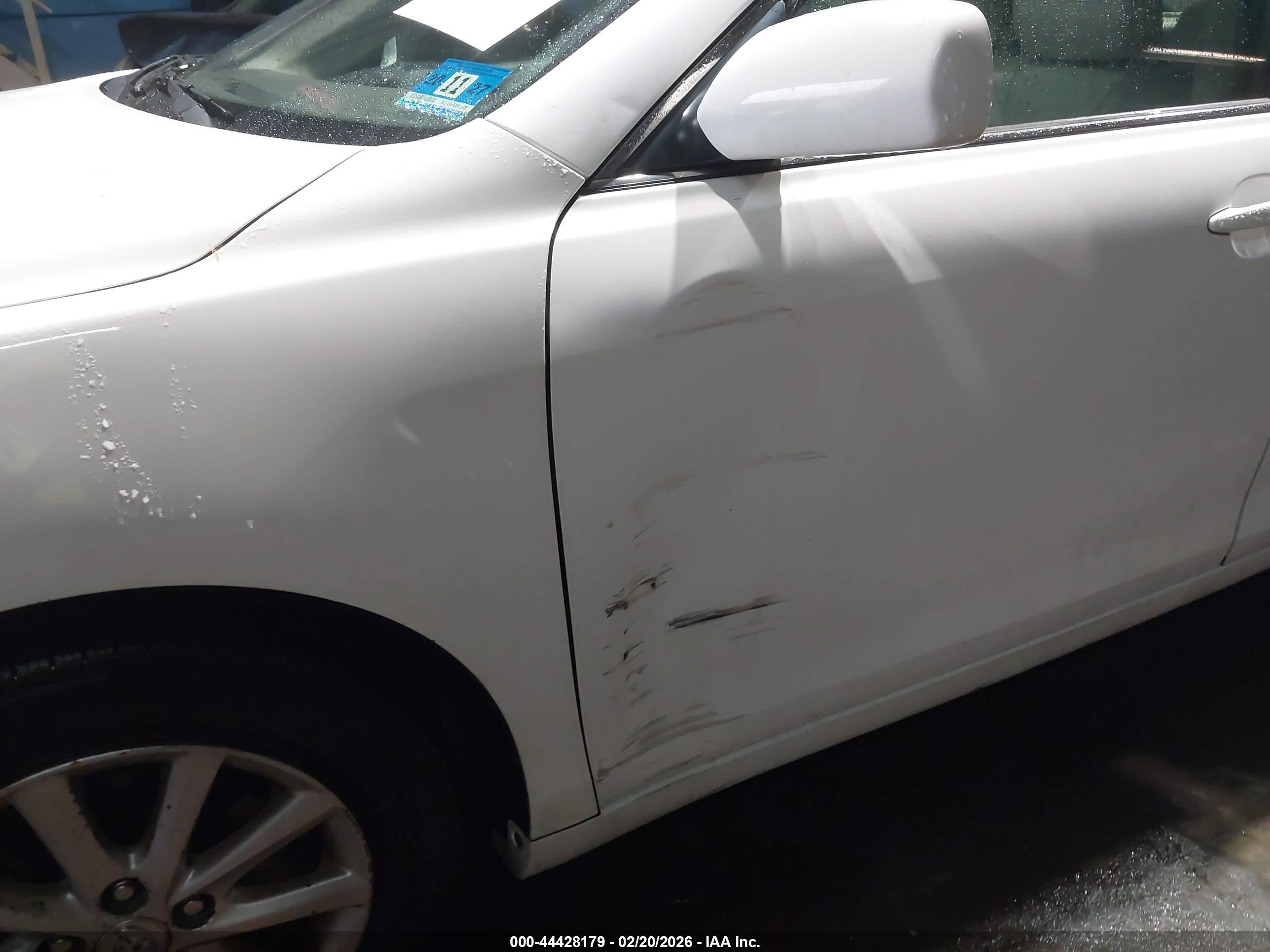 TOYOTA CAMRY image 6