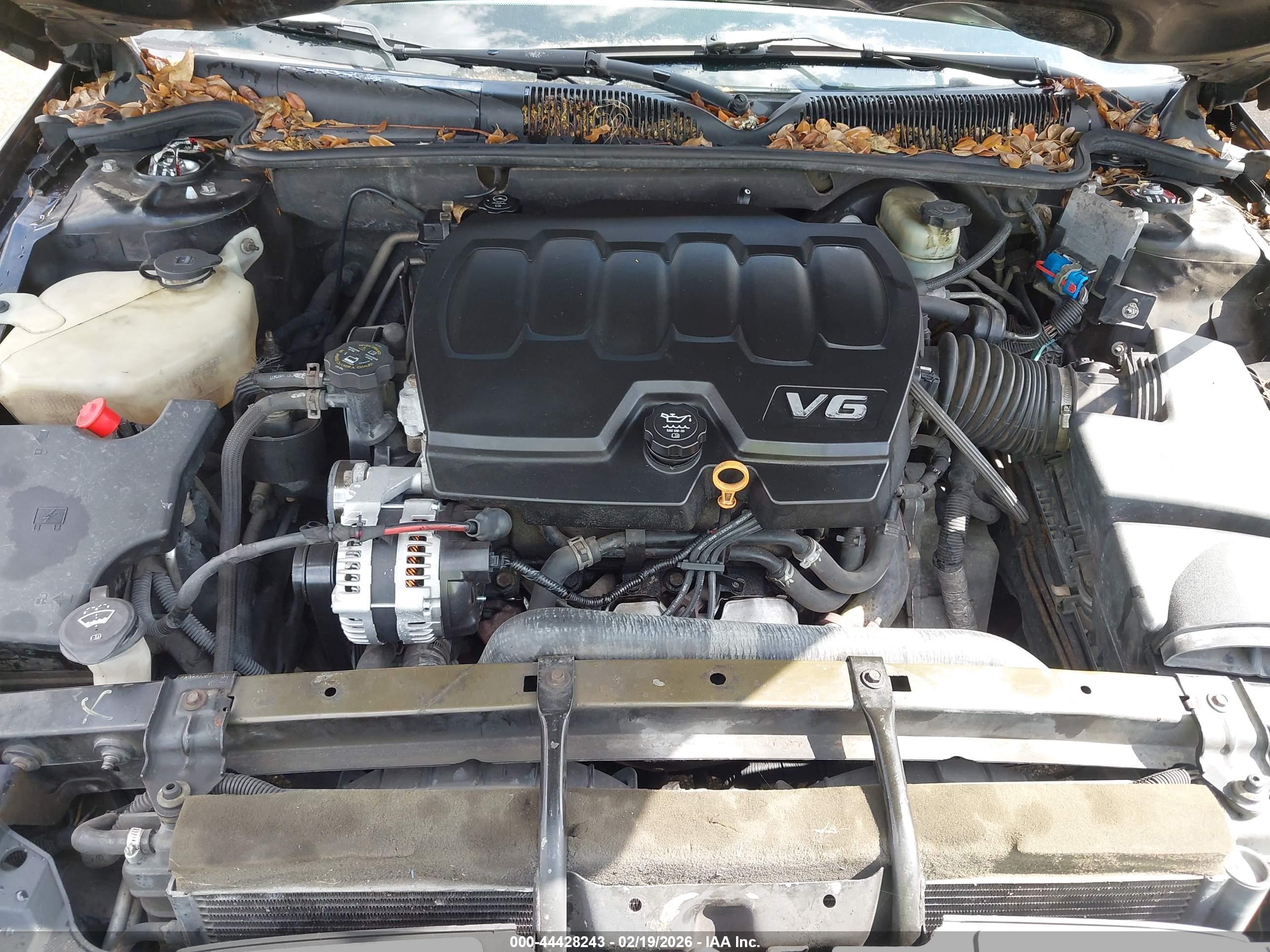 BUICK LUCERNE image 10