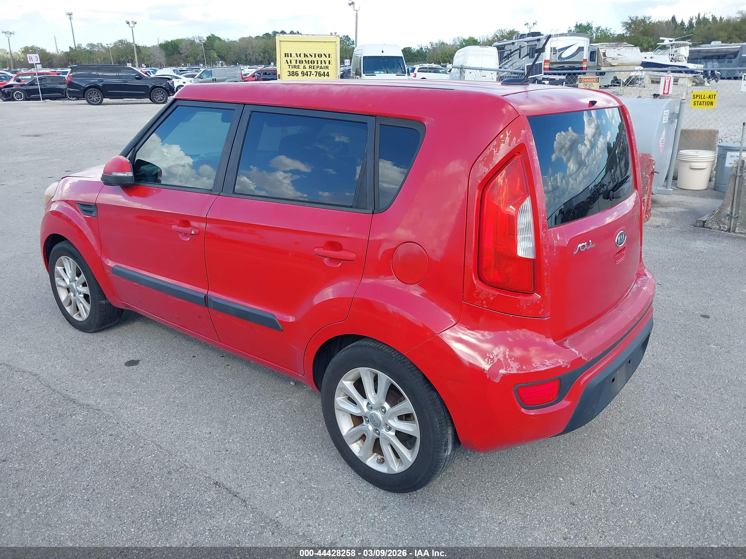 KIA SOUL image 3