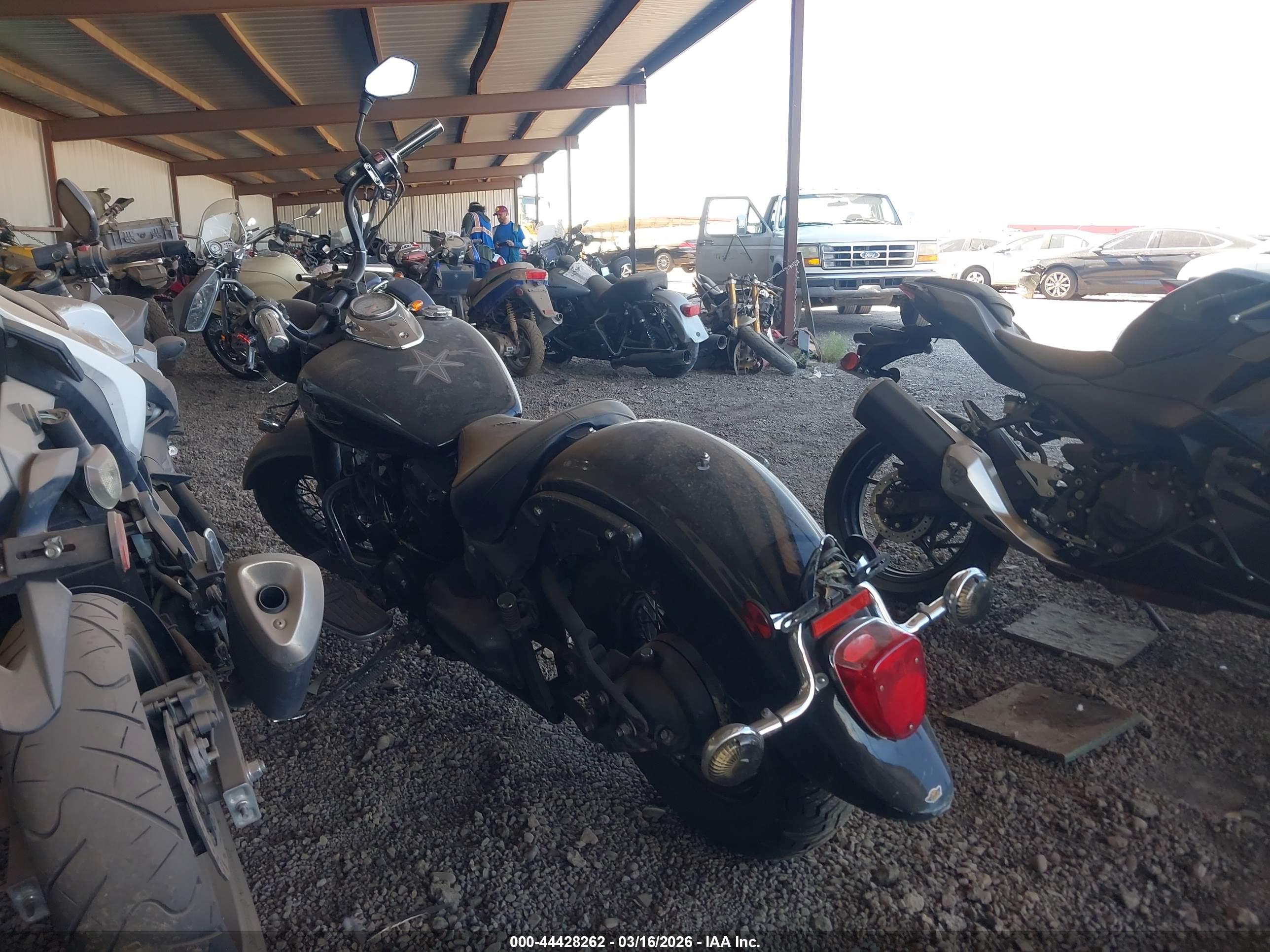 YAMAHA XVS65 image 3