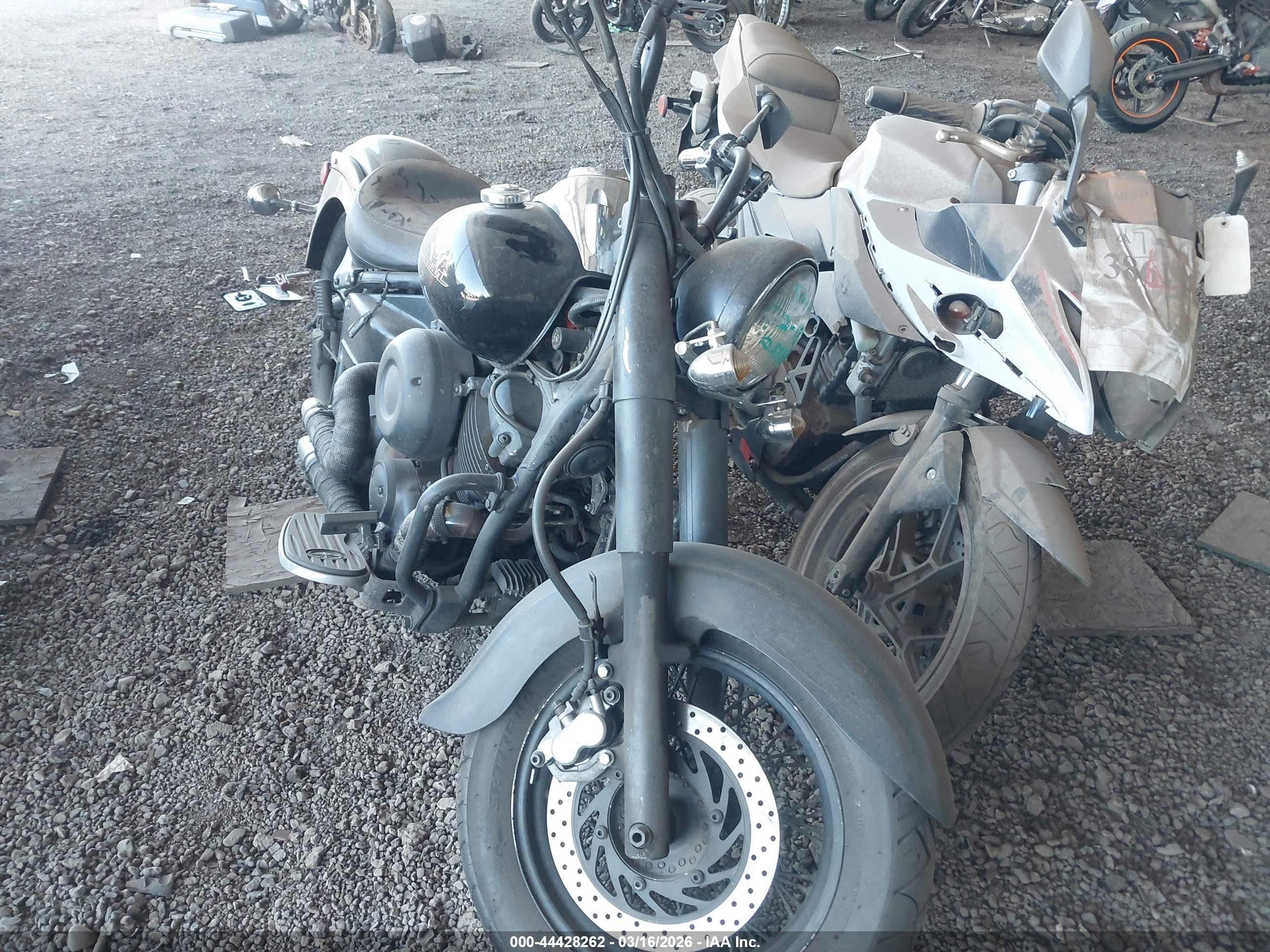 YAMAHA XVS65 image 5