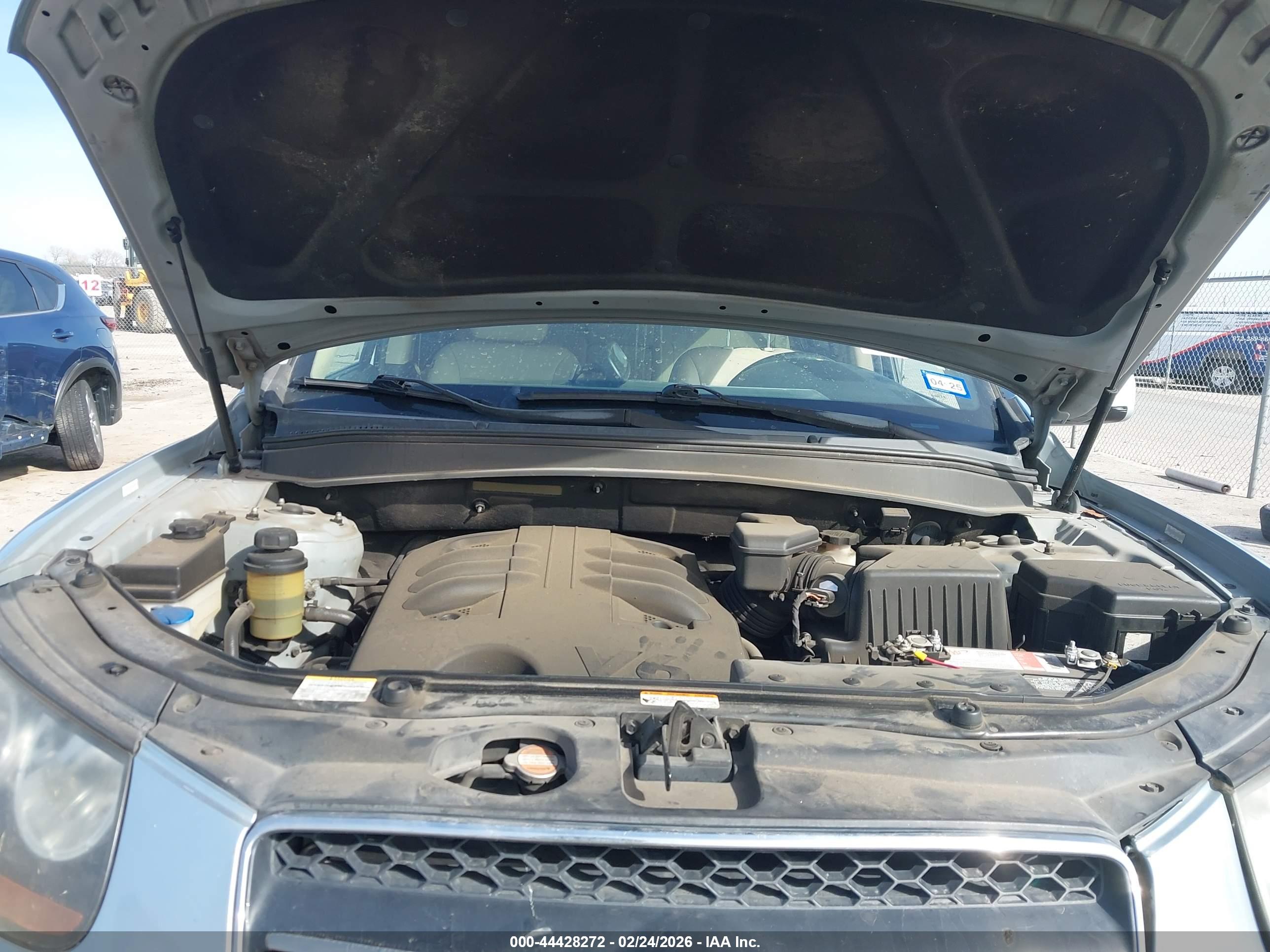 HYUNDAI SANTA image 10