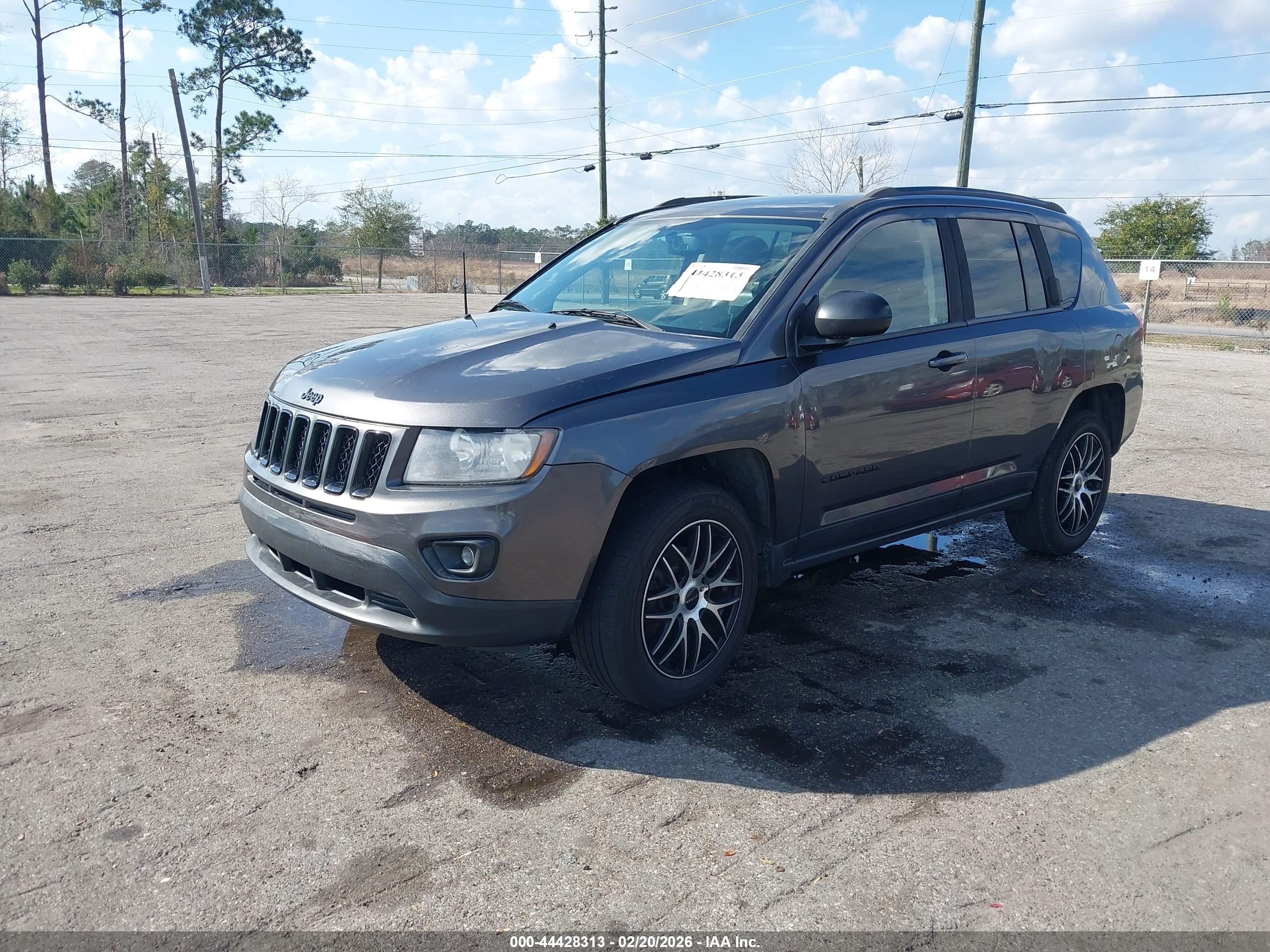 JEEP COMPASS image 2