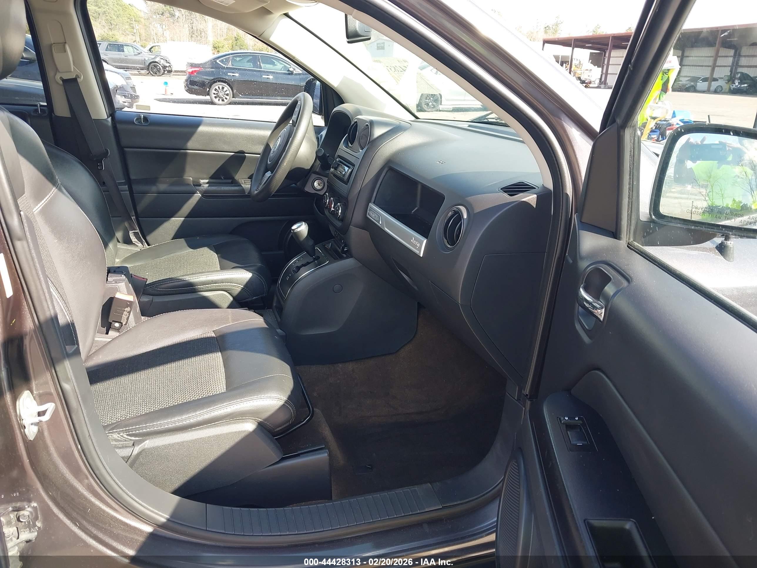 JEEP COMPASS image 5