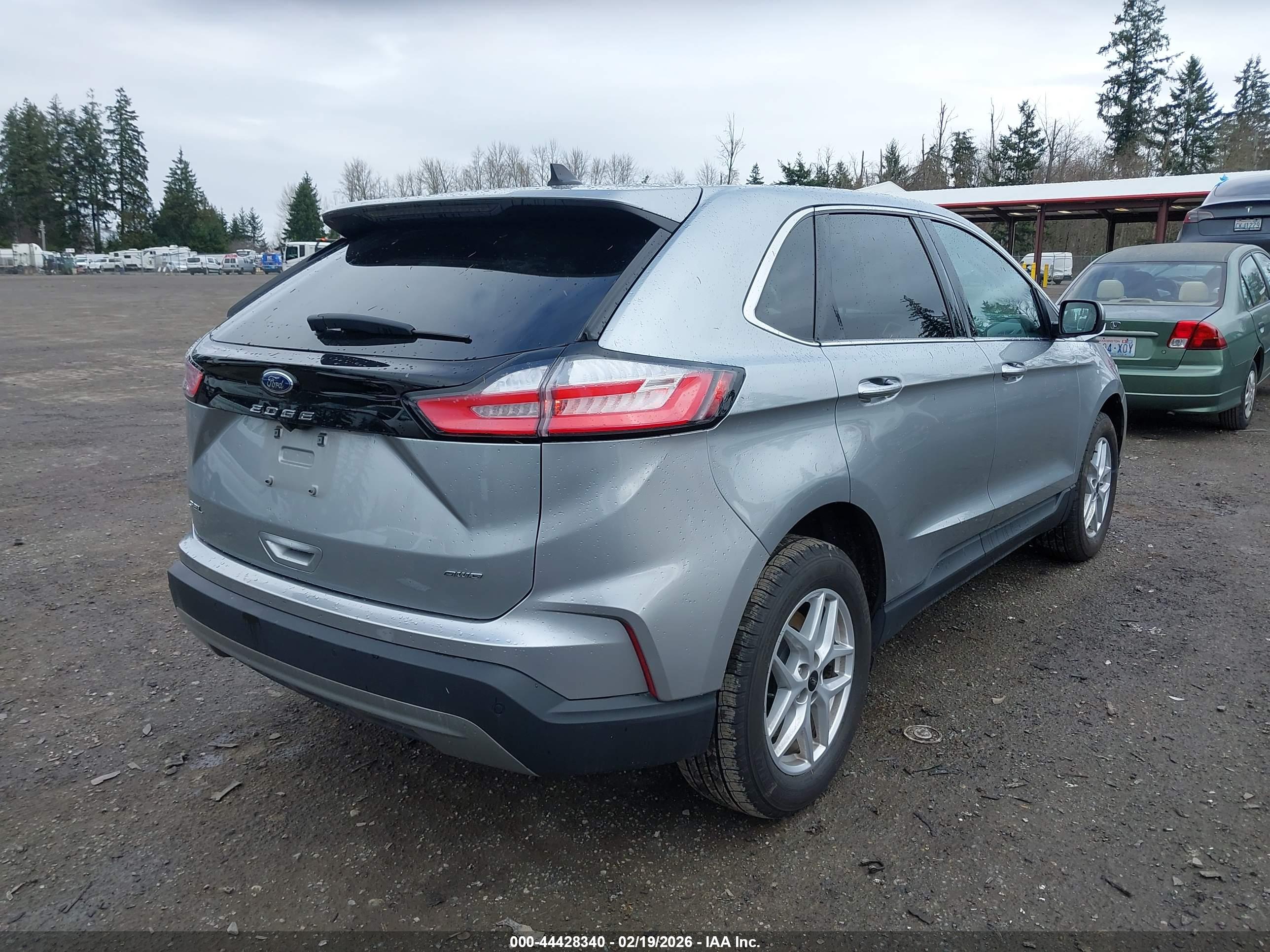 FORD EDGE image 4