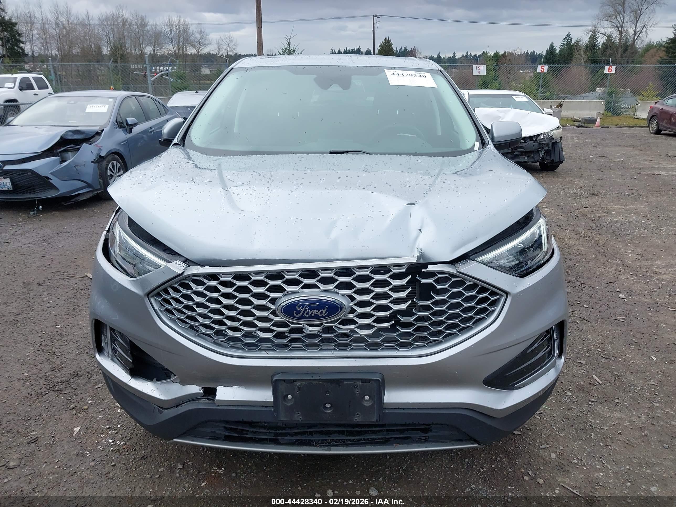 FORD EDGE image 6