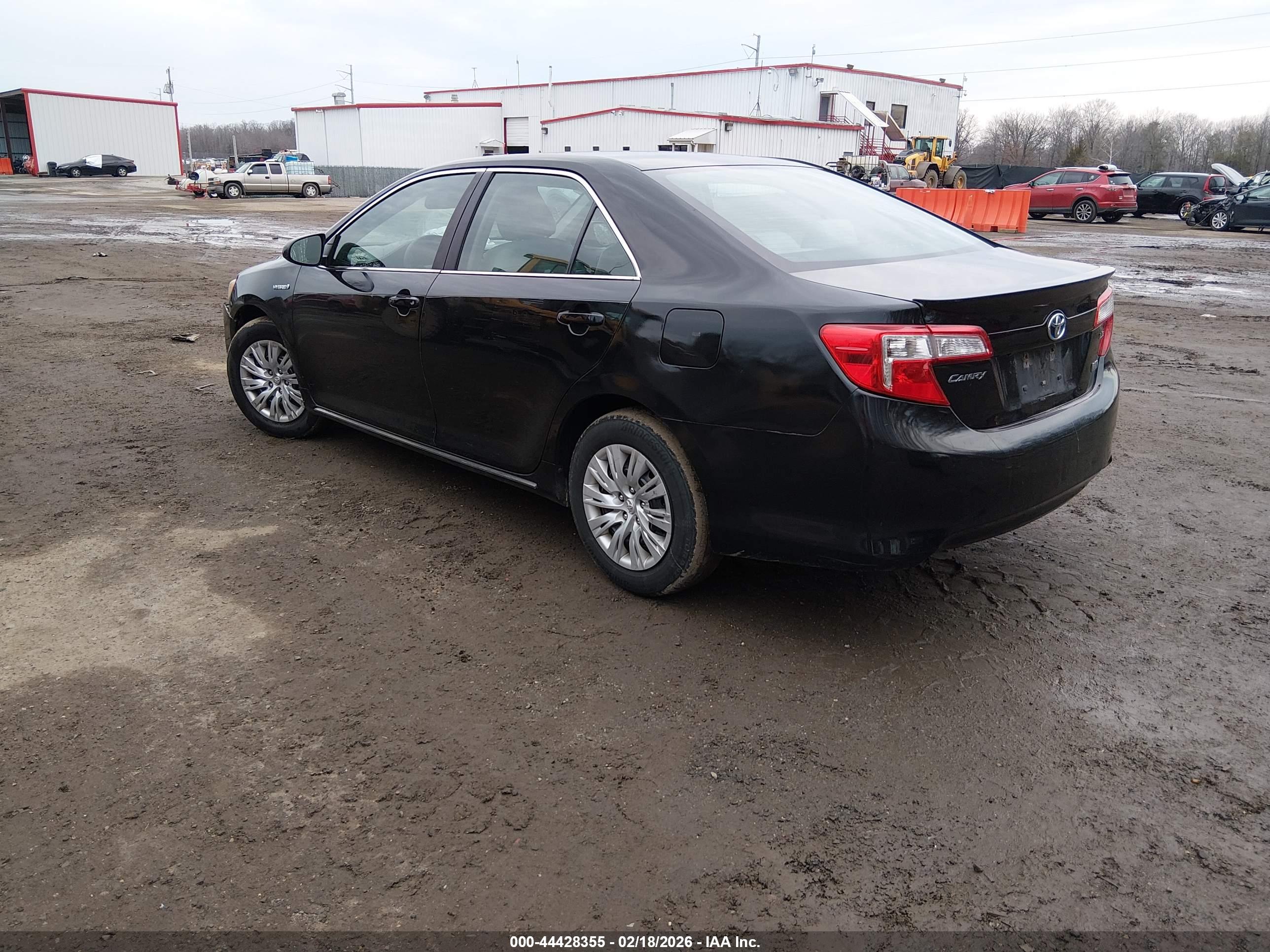 TOYOTA CAMRY image 3