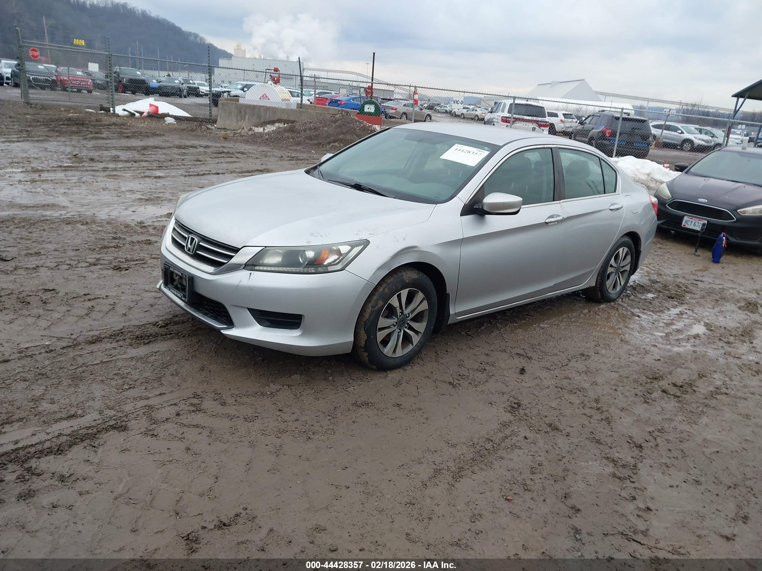 HONDA ACCORD image 2