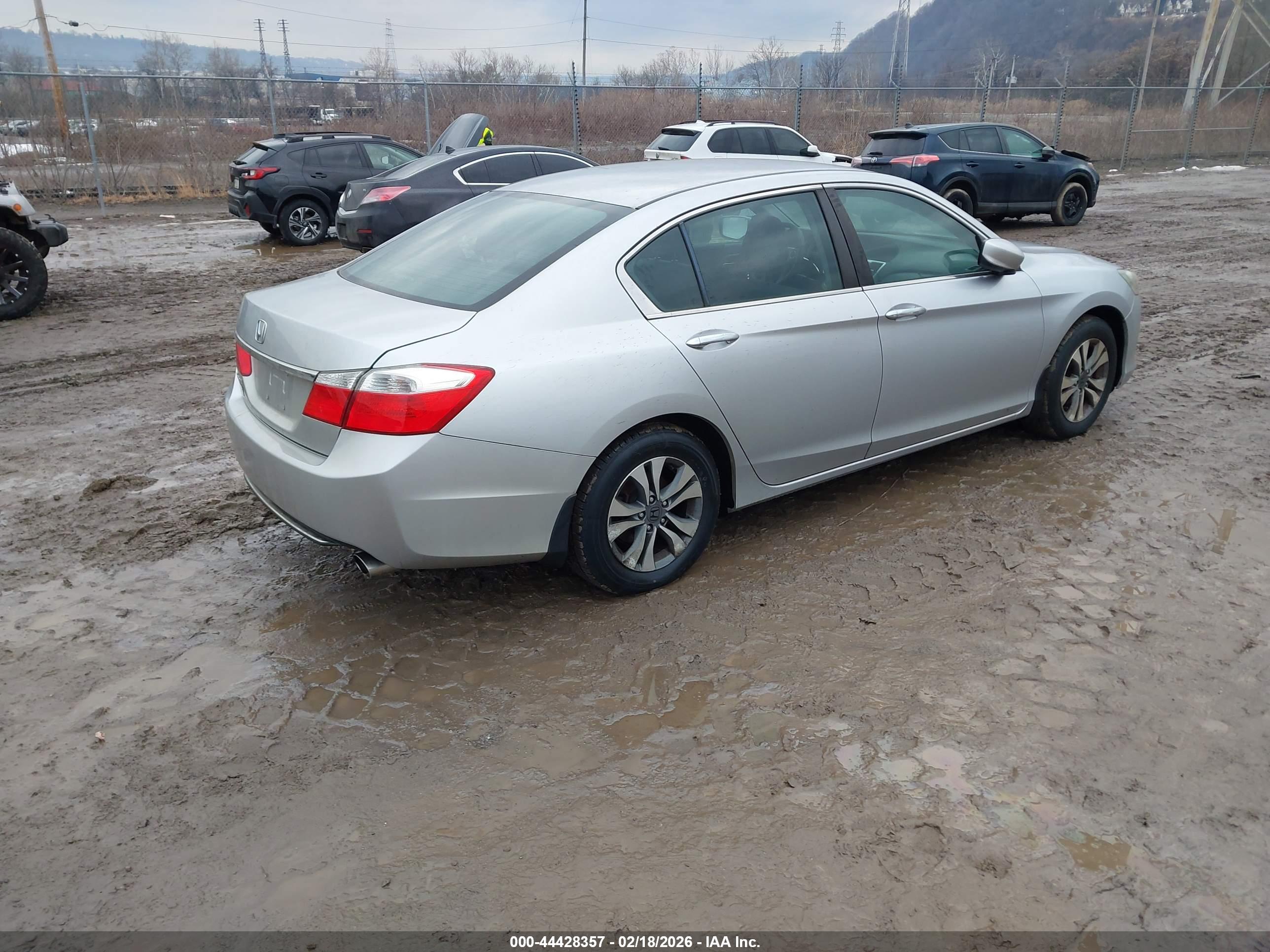 HONDA ACCORD image 4