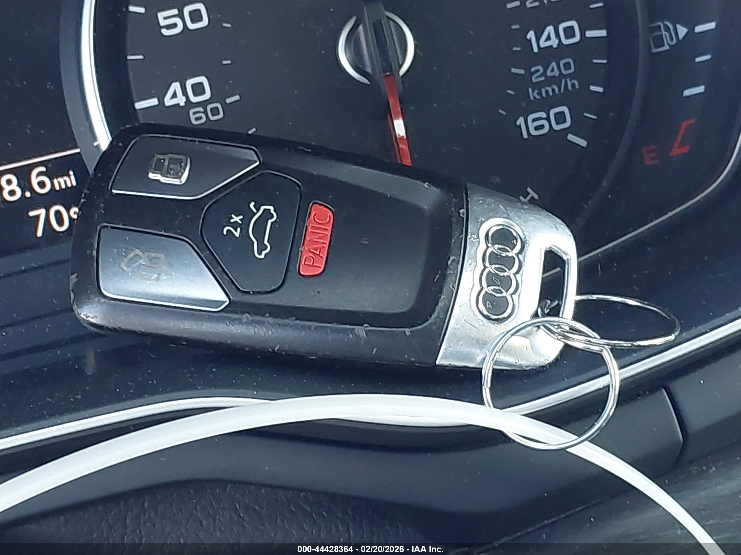 AUDI A4 image 11