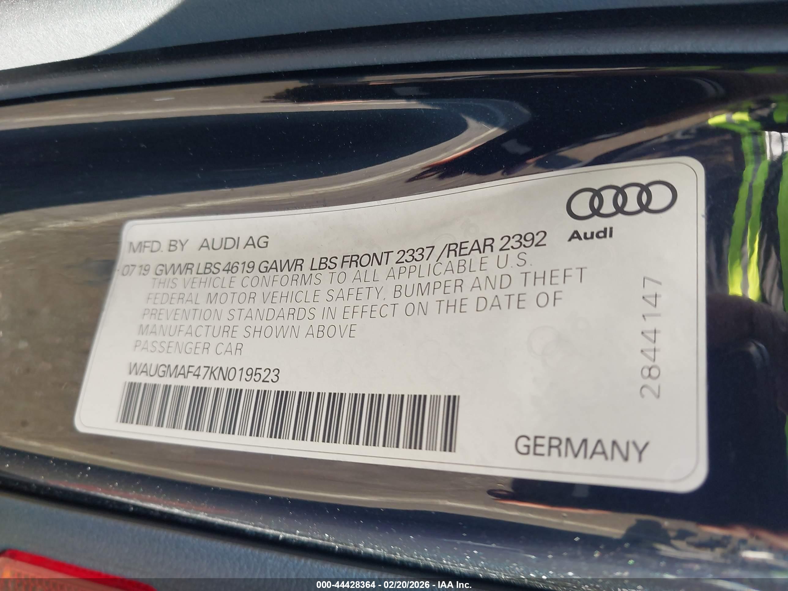 AUDI A4 image 9