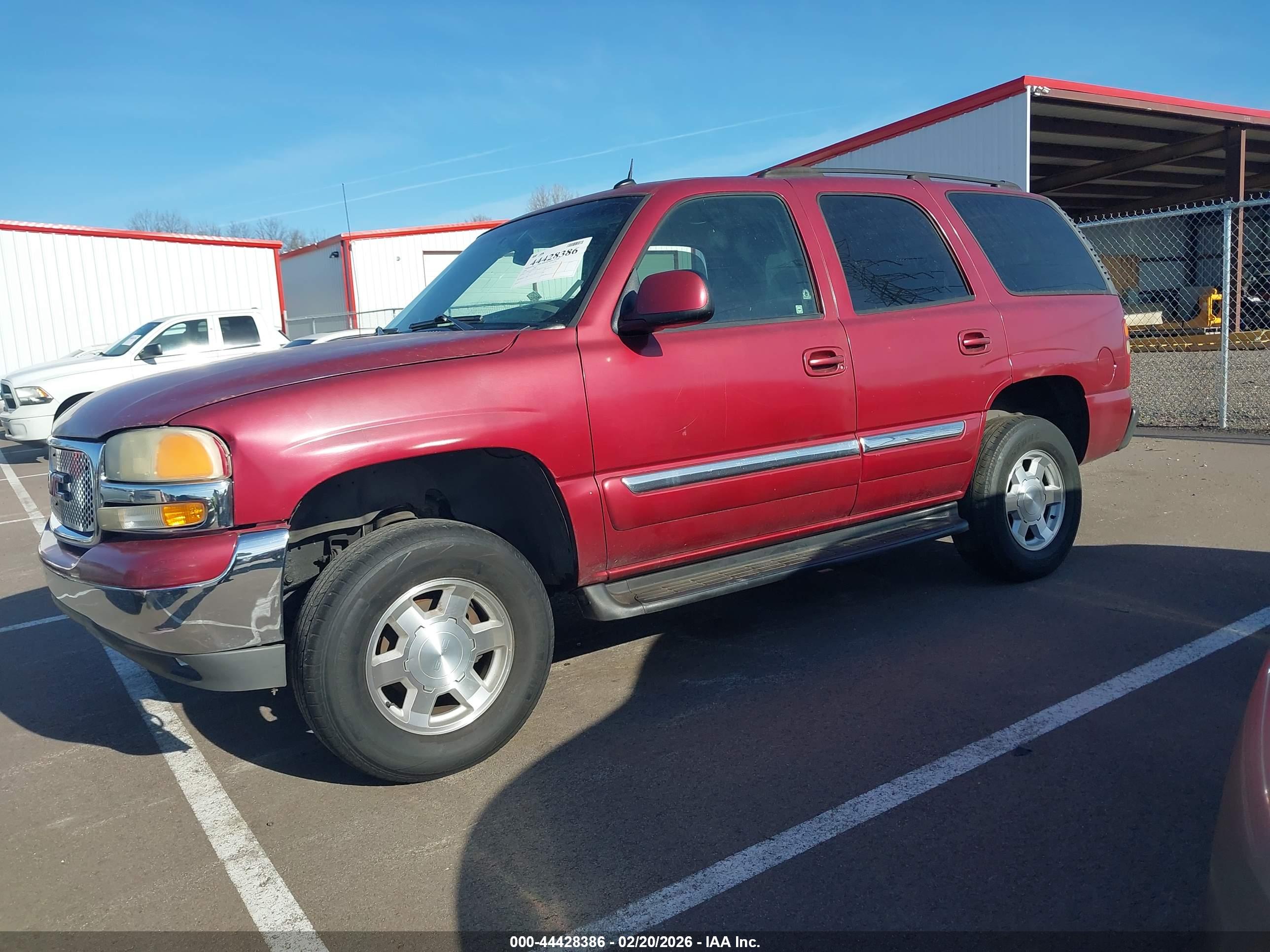 GMC YUKON image 2