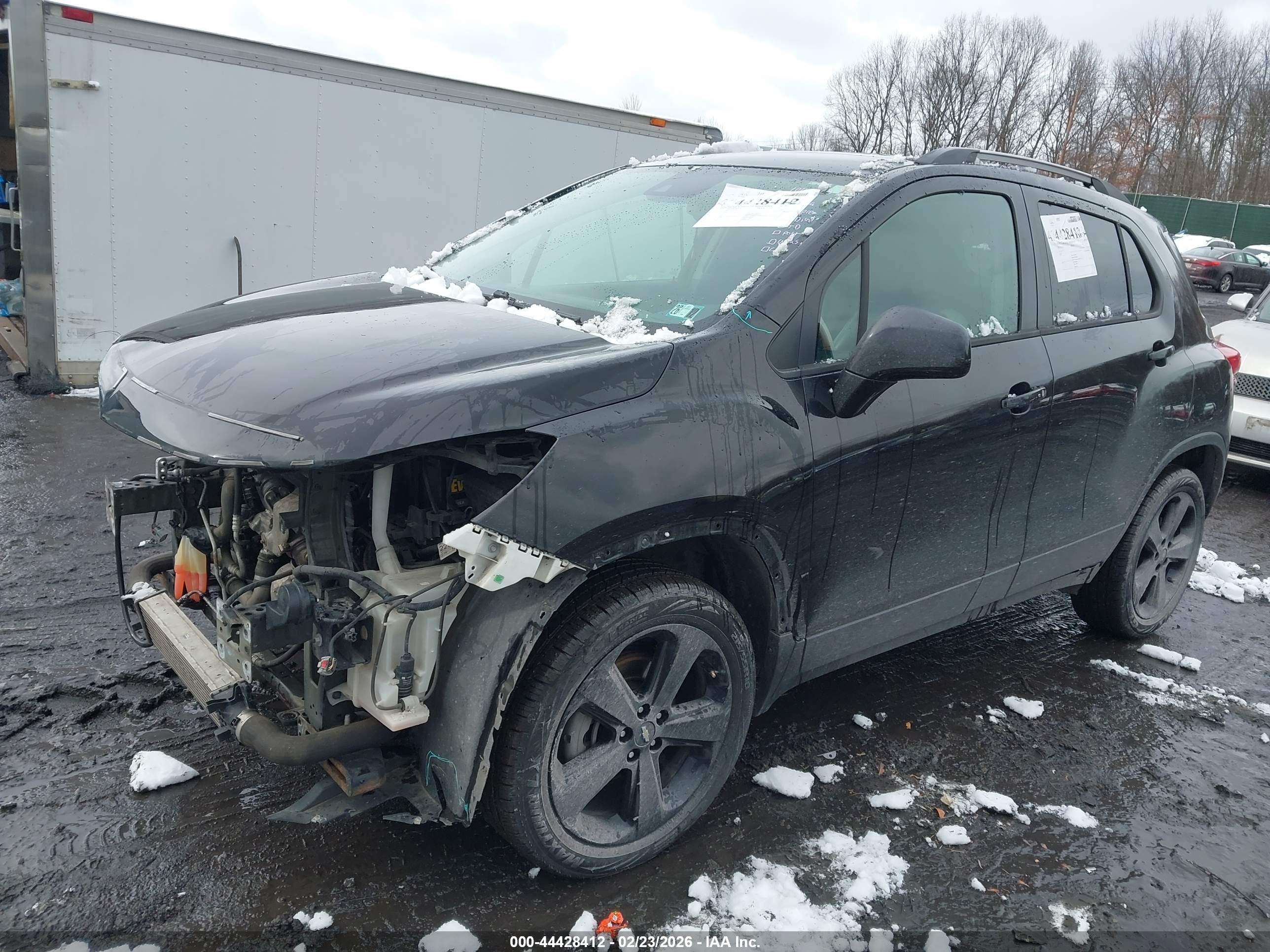 CHEVROLET TRAX image 2