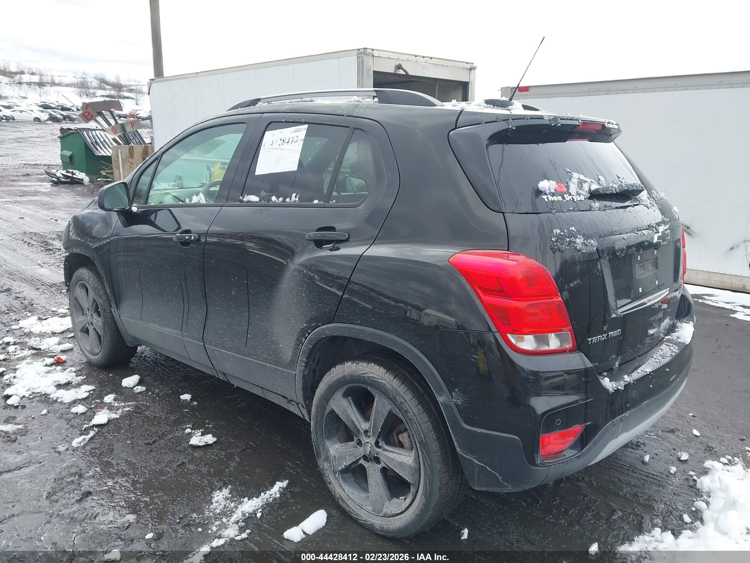 CHEVROLET TRAX image 3