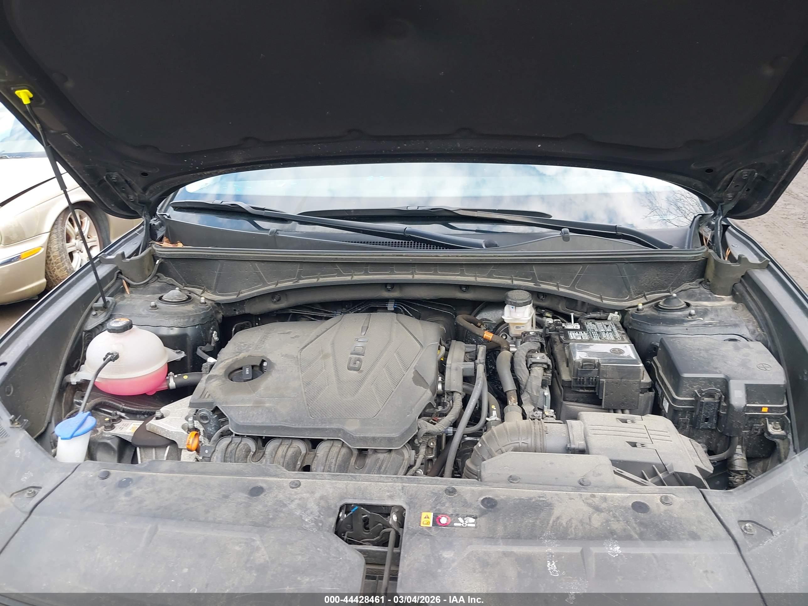 HYUNDAI TUCSON image 10