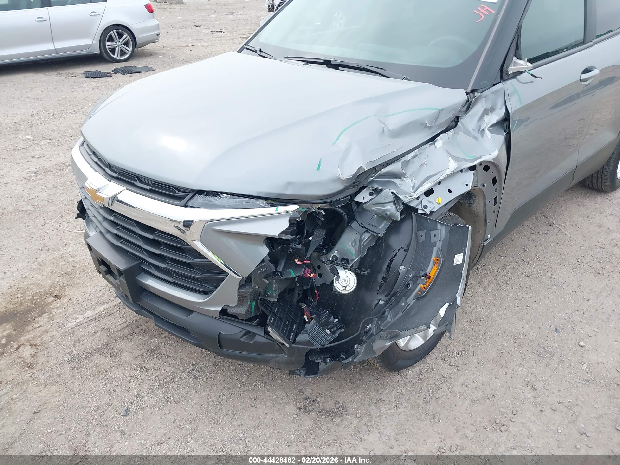 CHEVROLET TRAILBLAZER image 6