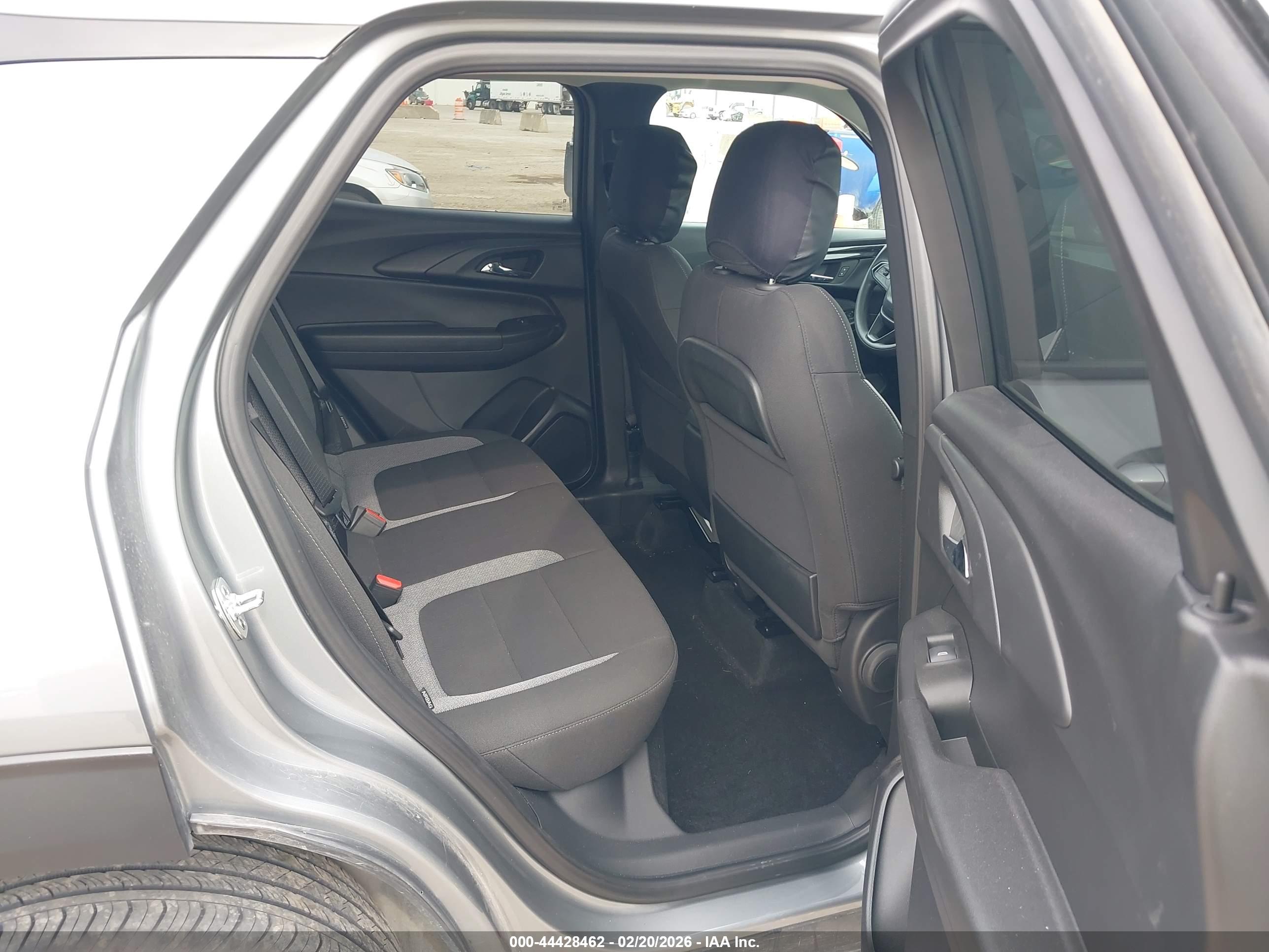 CHEVROLET TRAILBLAZER image 8