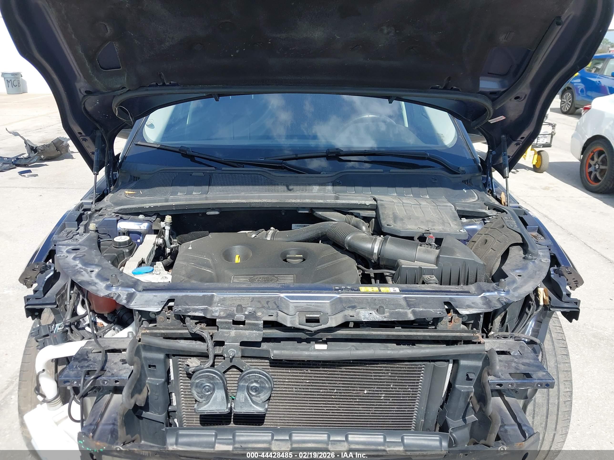 LAND ROVER image 10