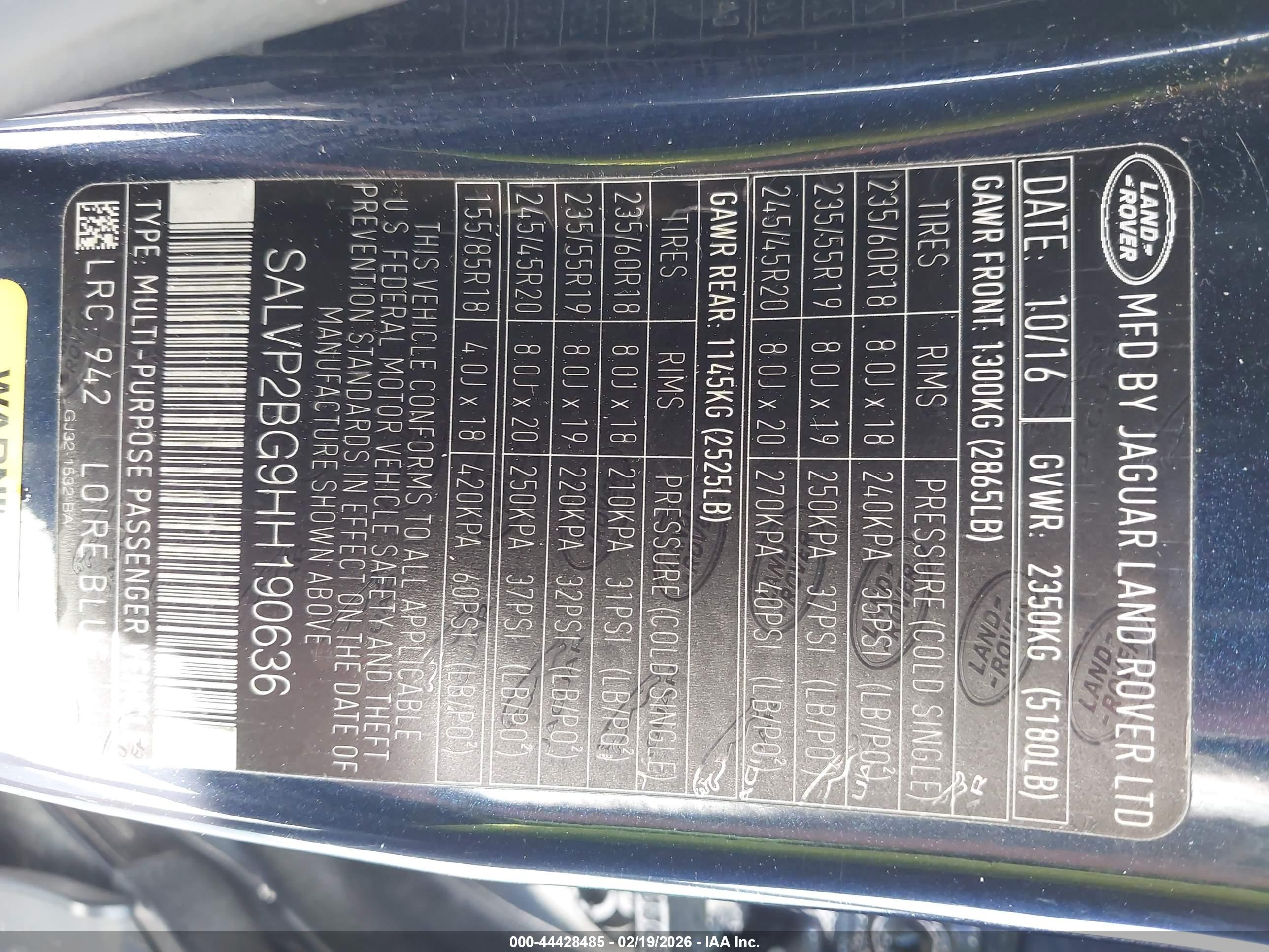 LAND ROVER image 9