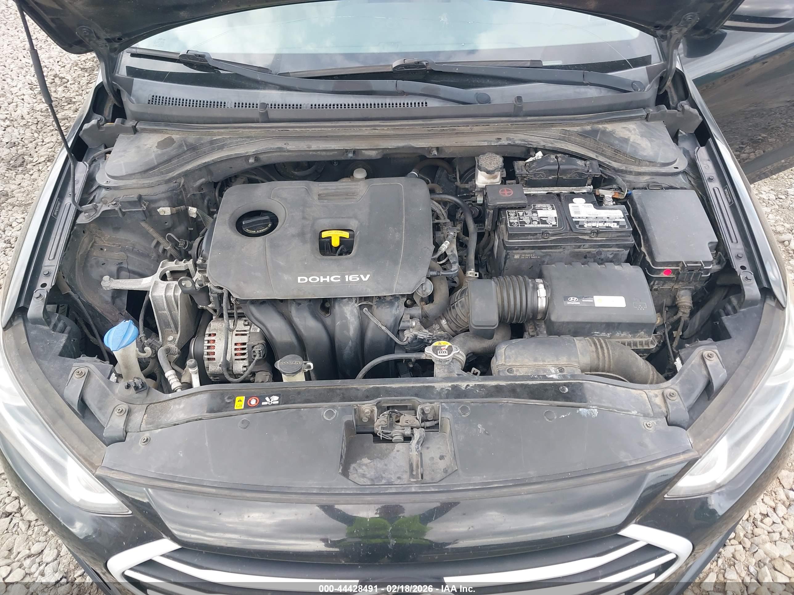 HYUNDAI ELANTRA image 10