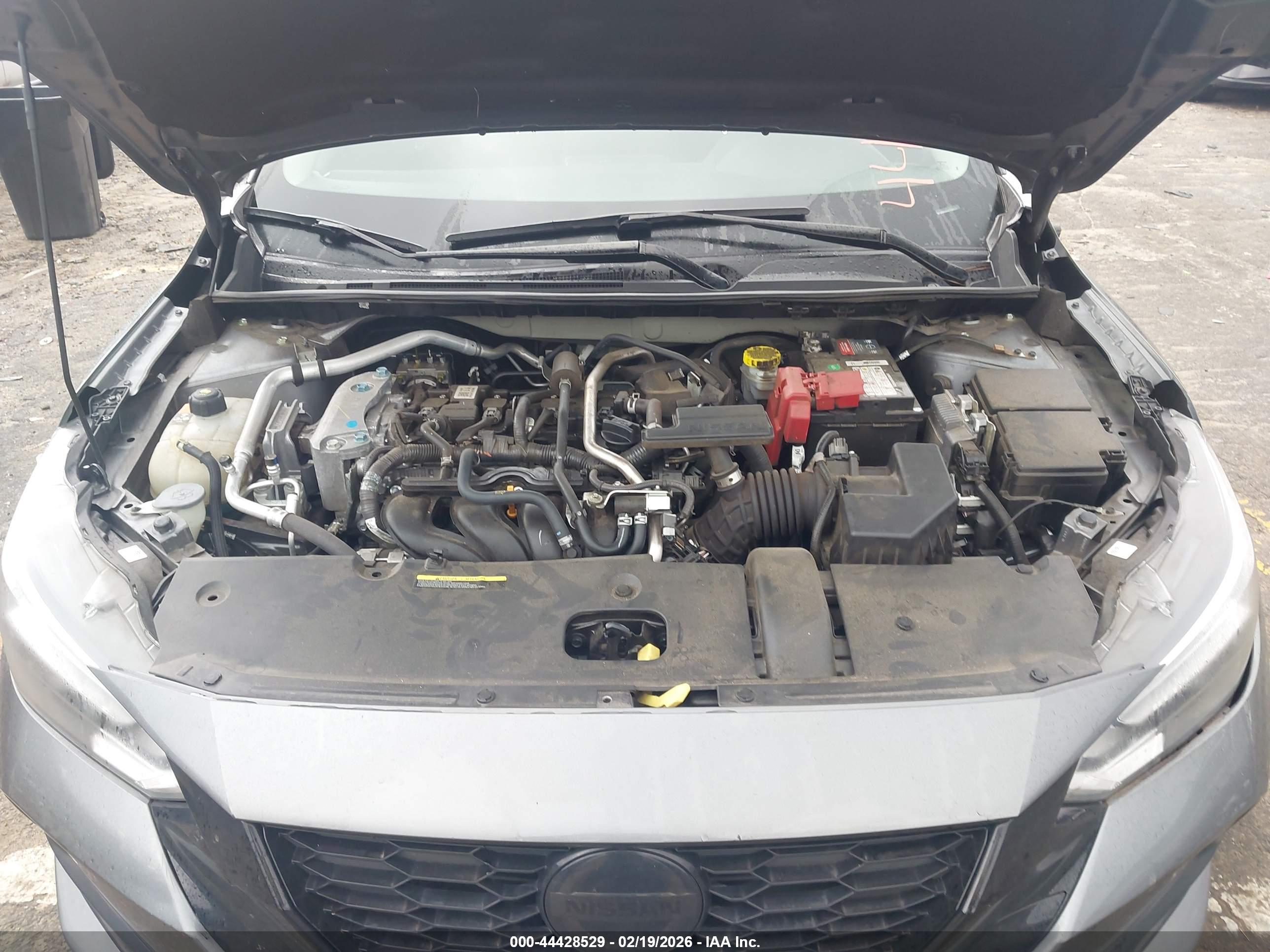 NISSAN SENTRA image 10