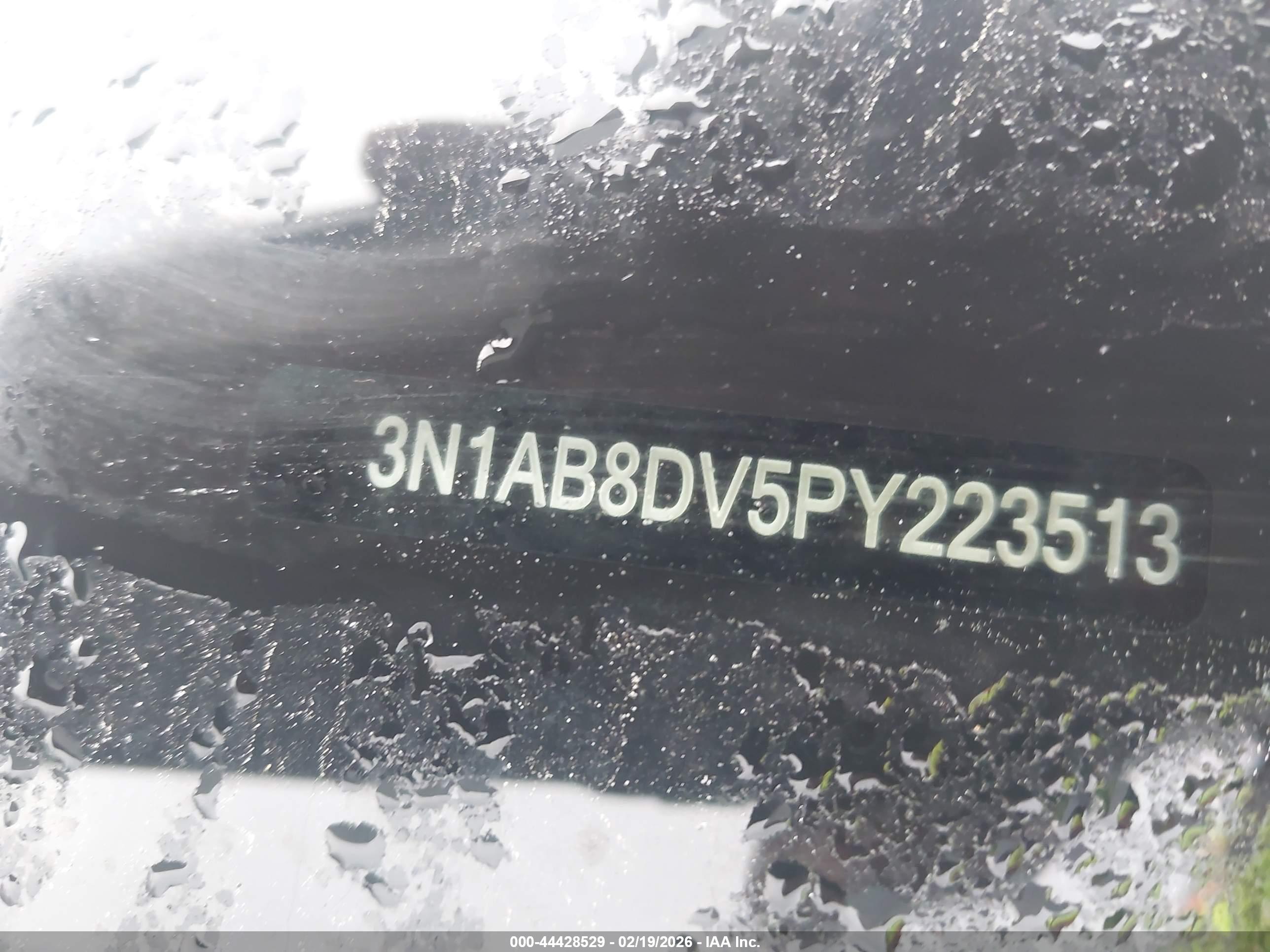 NISSAN SENTRA image 9