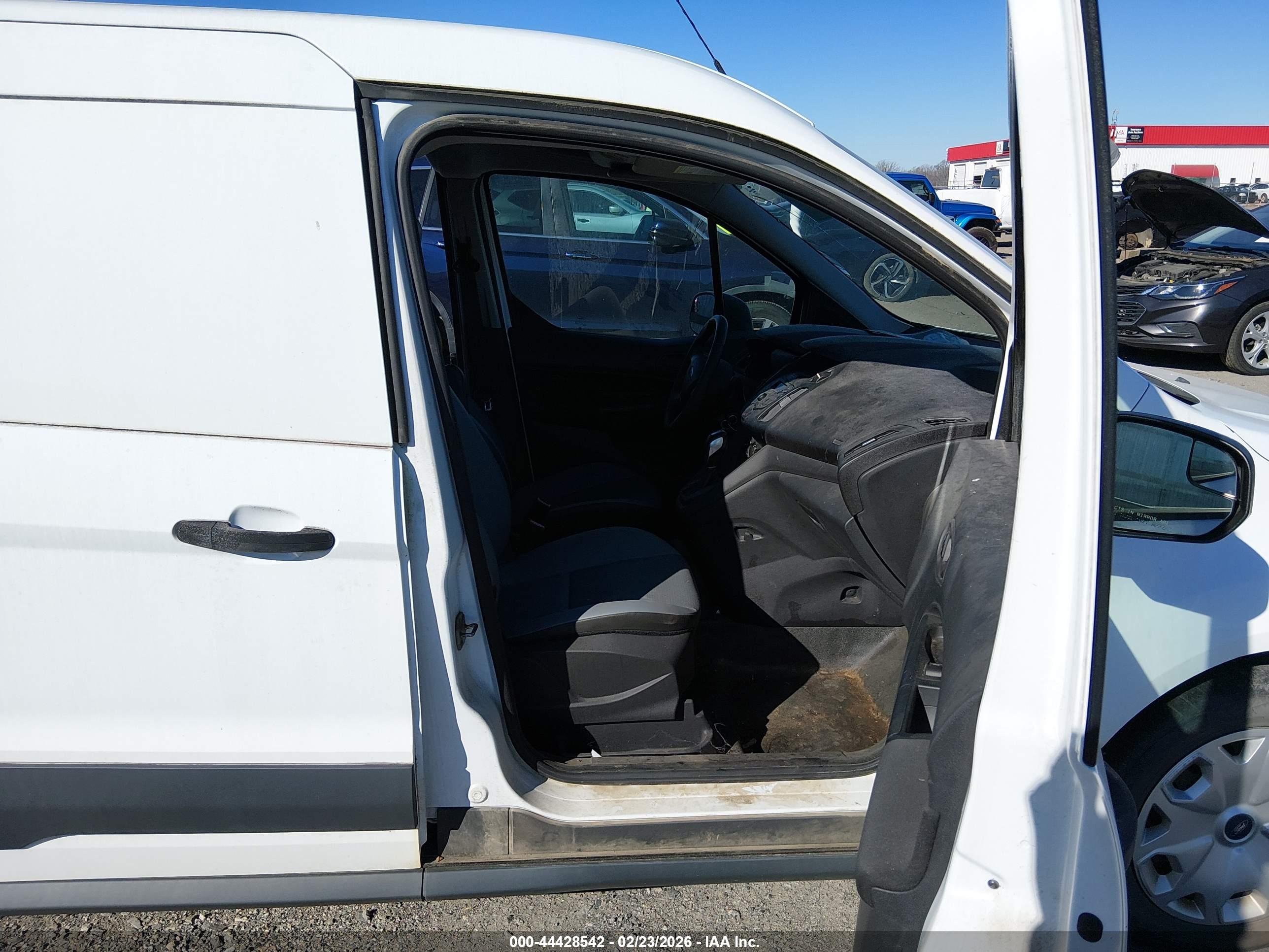 FORD TRANSIT image 5