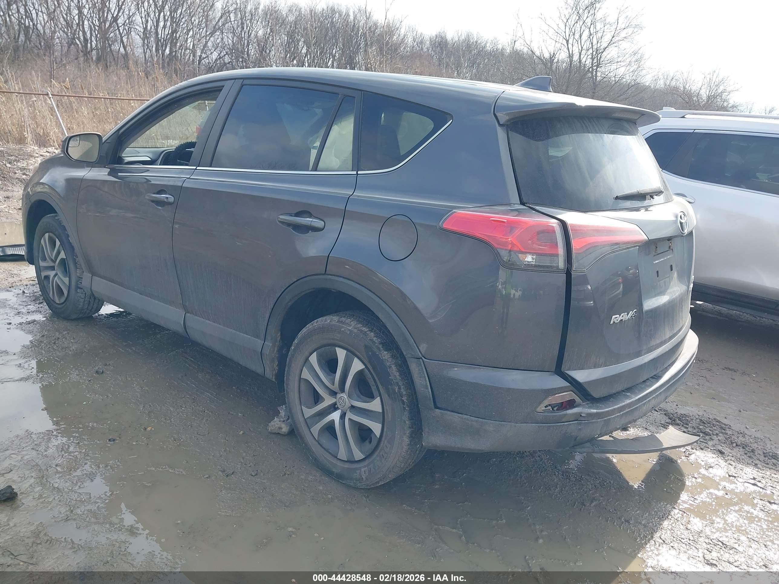 TOYOTA RAV4 image 3