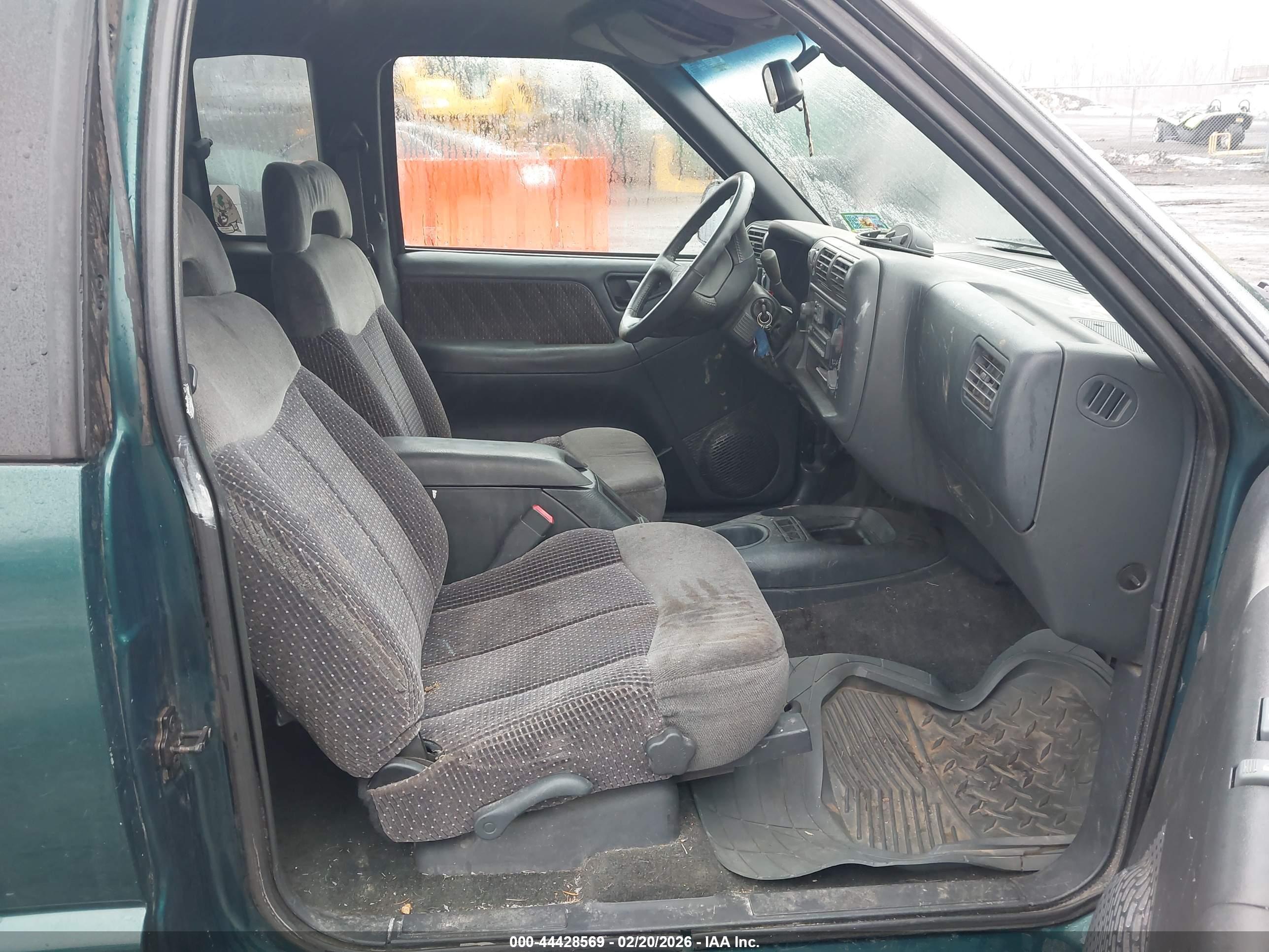 GMC SONOMA image 5